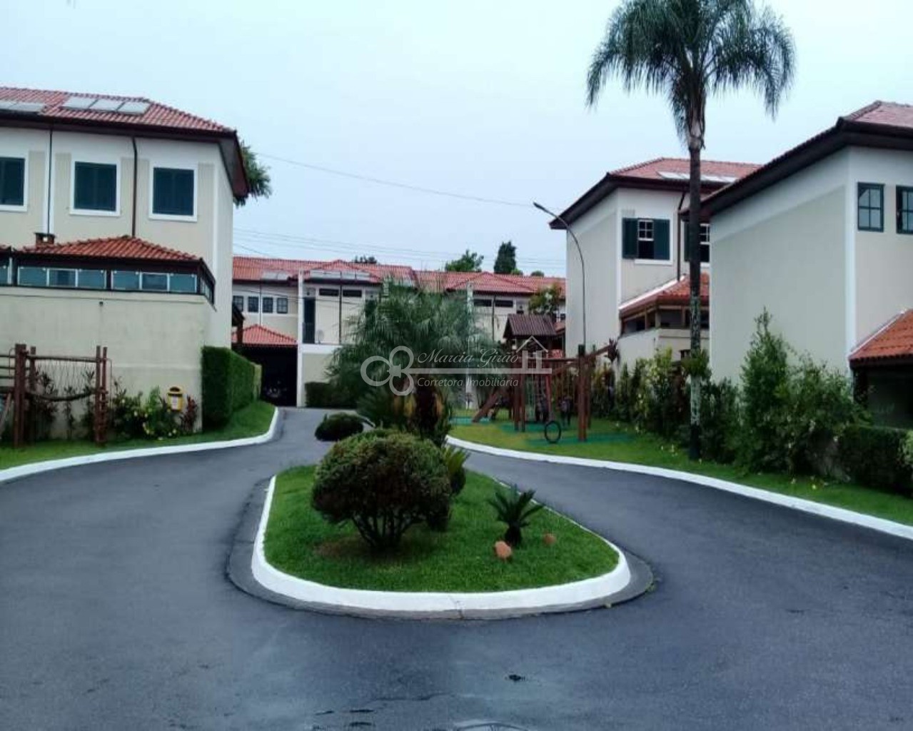 Sobrado à venda com 3 quartos, 240m² - Foto 31