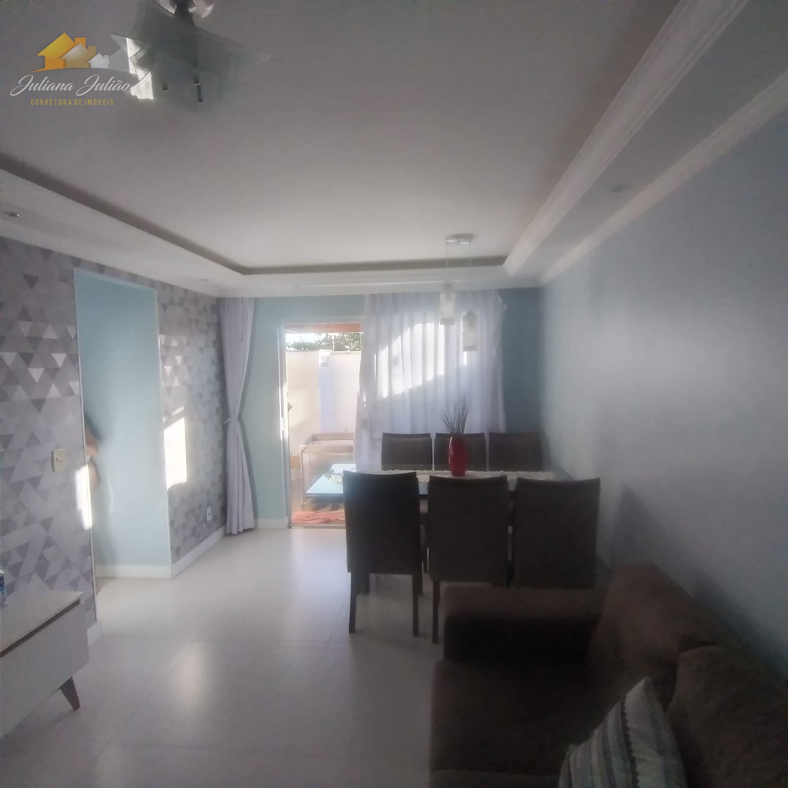 Apartamento à venda com 2 quartos, 65m² - Foto 1