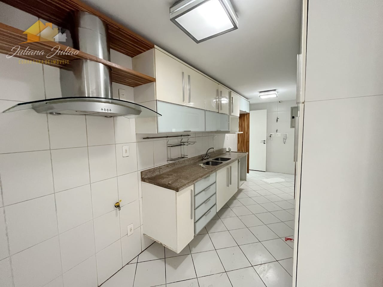 Apartamento à venda com 3 quartos, 137m² - Foto 28