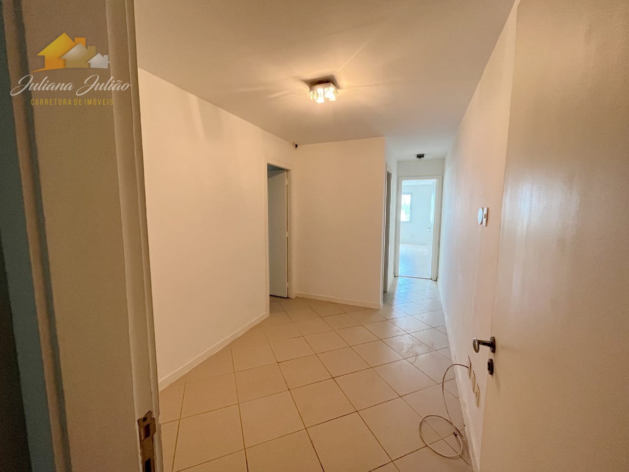 Apartamento à venda com 3 quartos, 137m² - Foto 25