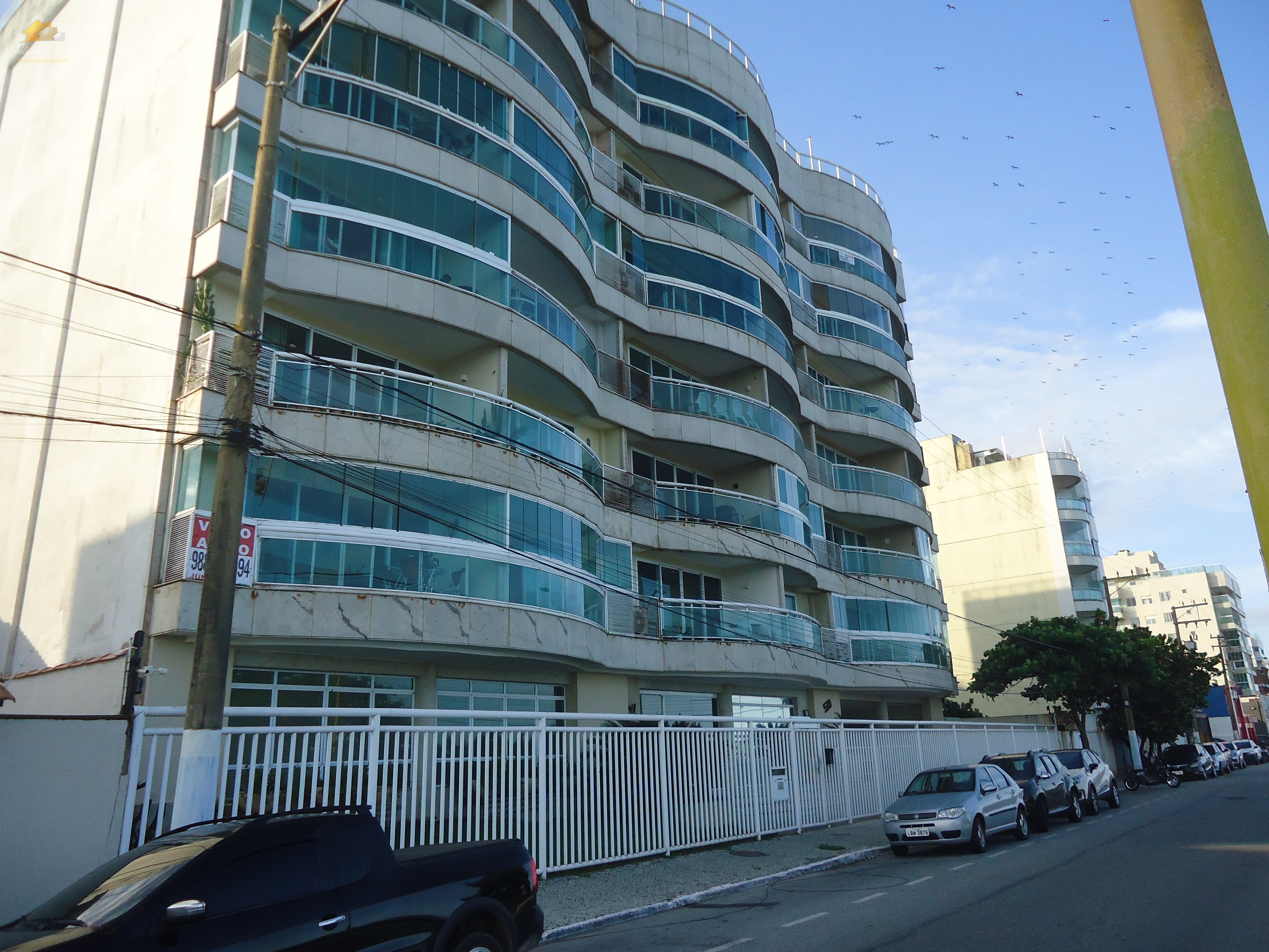 Apartamento à venda com 3 quartos, 137m² - Foto 1