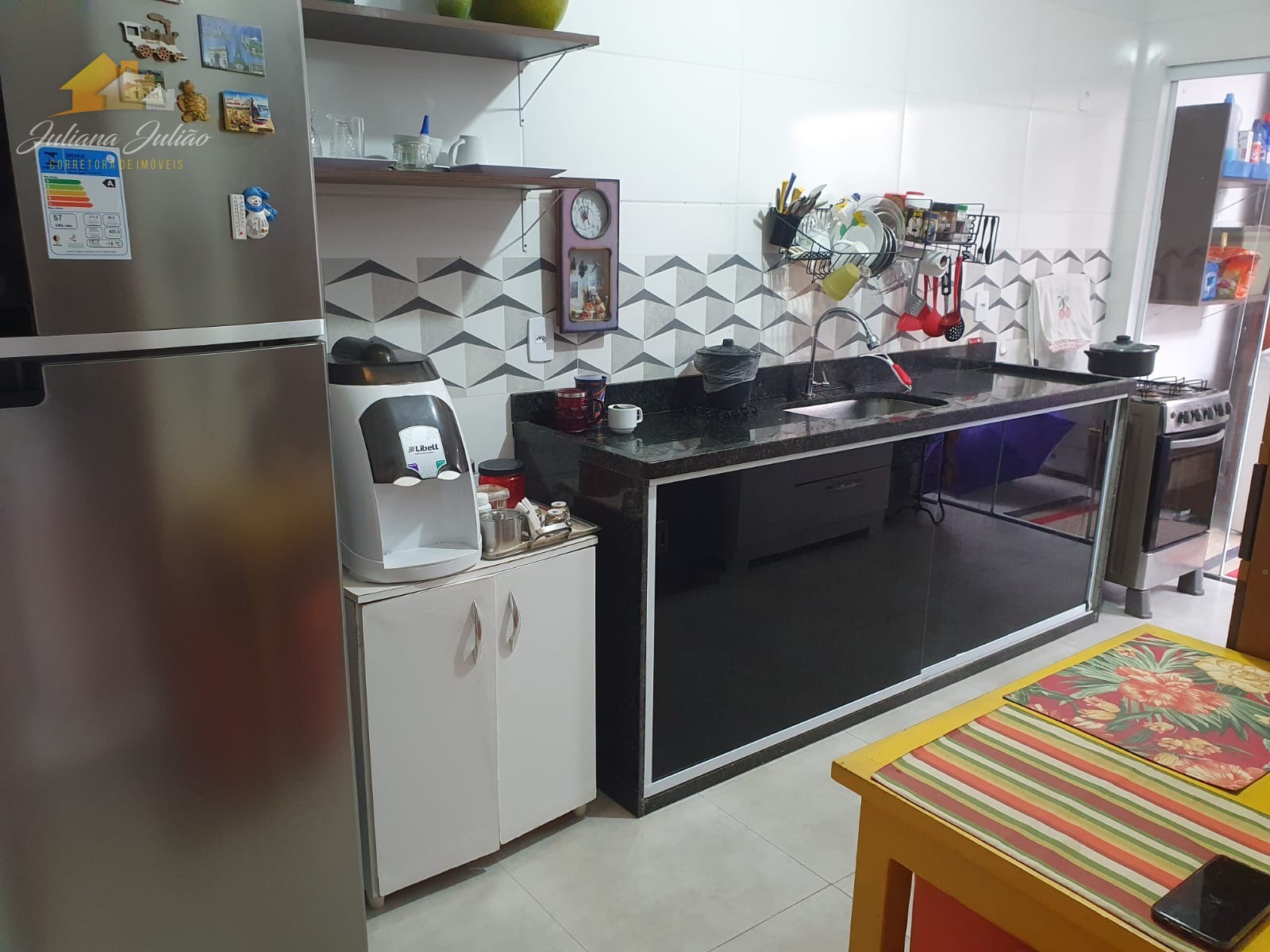 Casa à venda com 3 quartos, 92m² - Foto 13