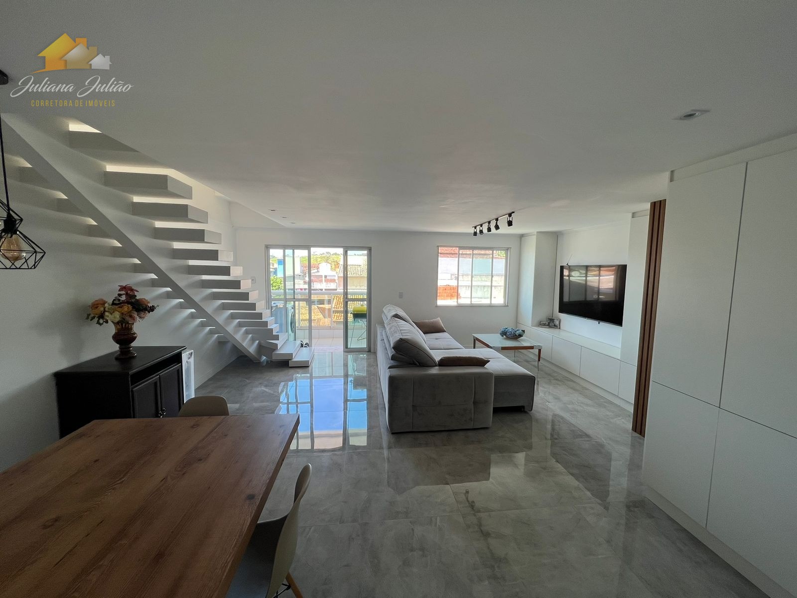 Cobertura à venda com 4 quartos, 150m² - Foto 2