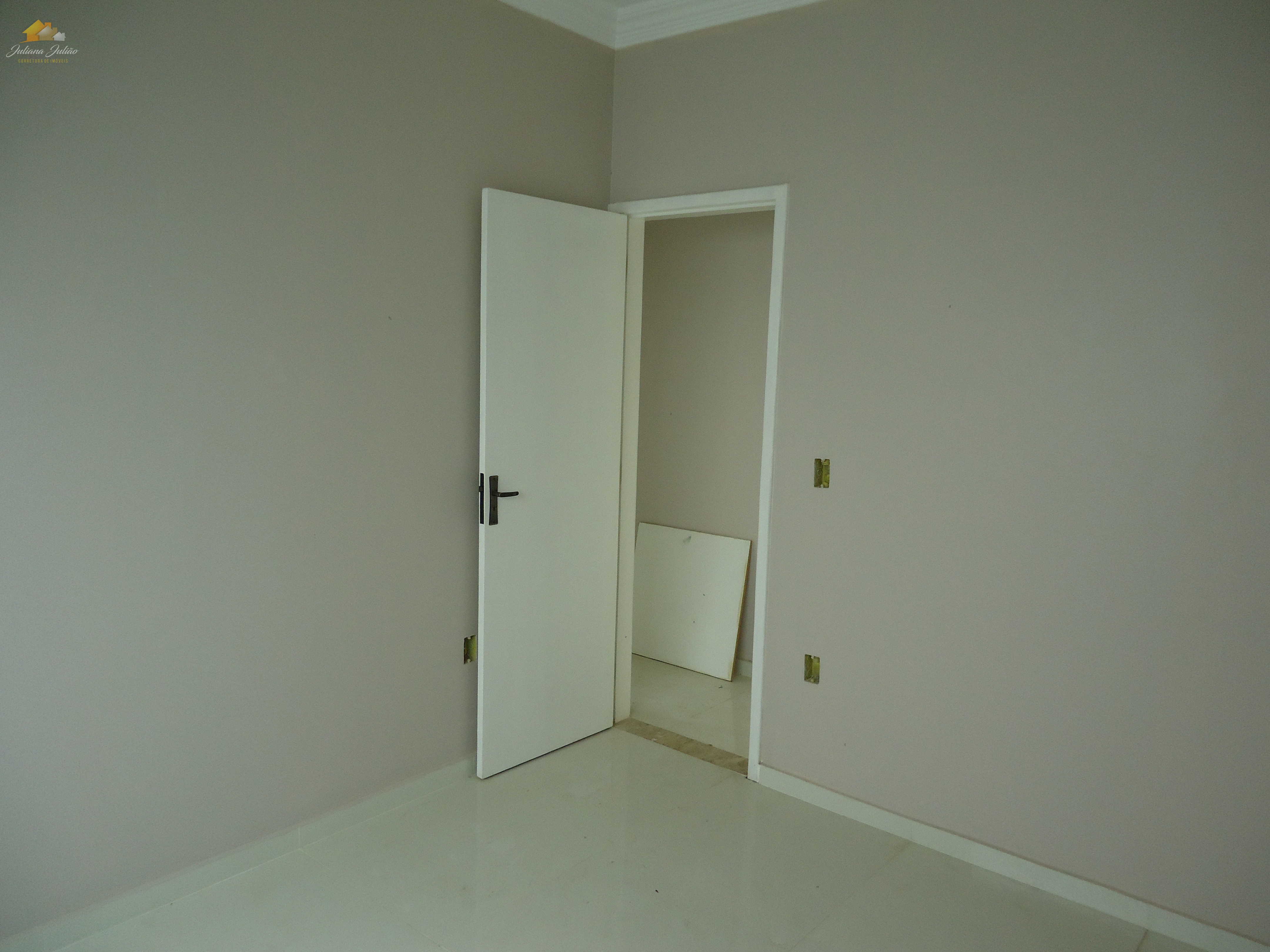 Casa à venda com 3 quartos, 80m² - Foto 25