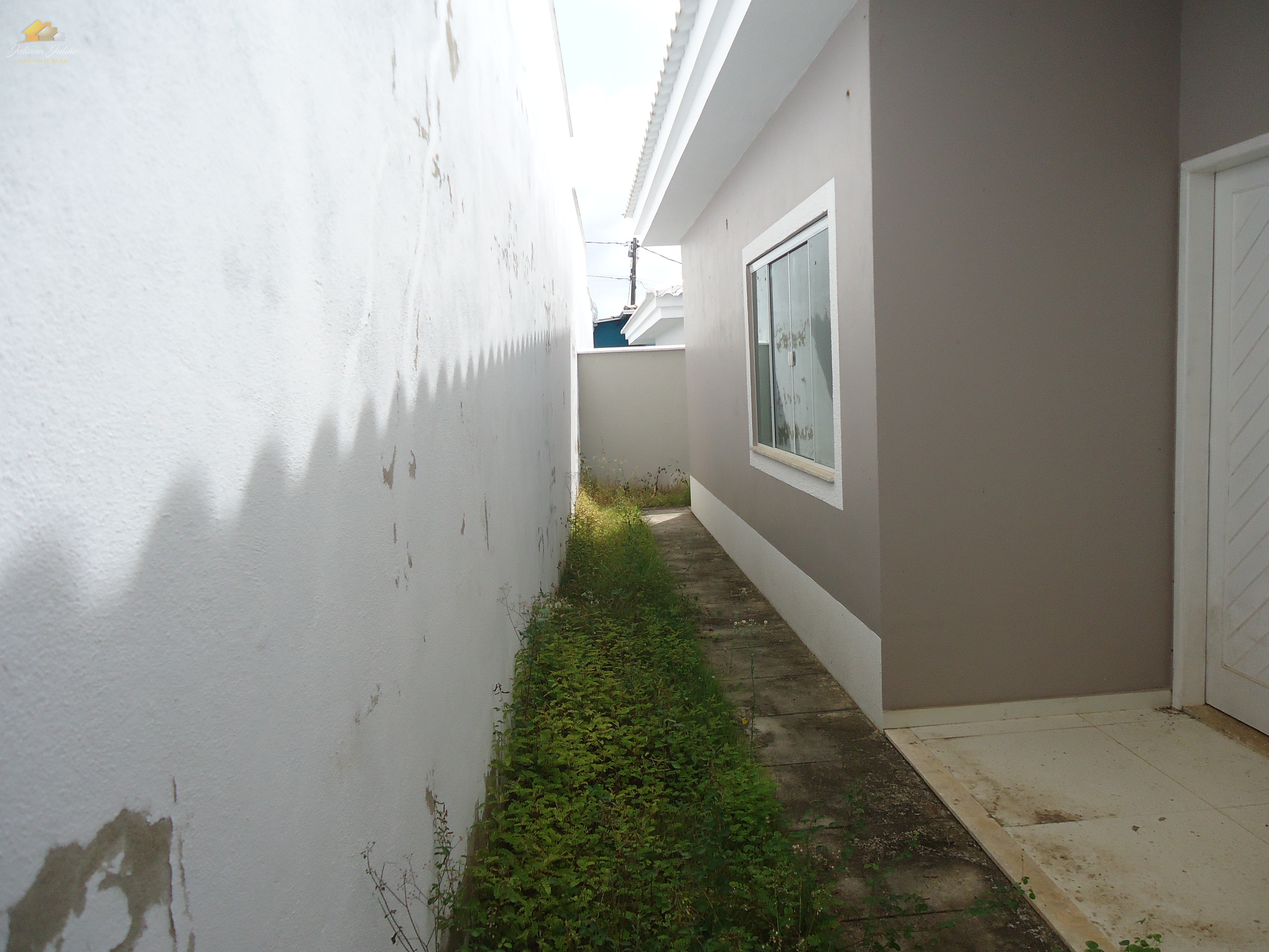 Casa à venda com 3 quartos, 80m² - Foto 11