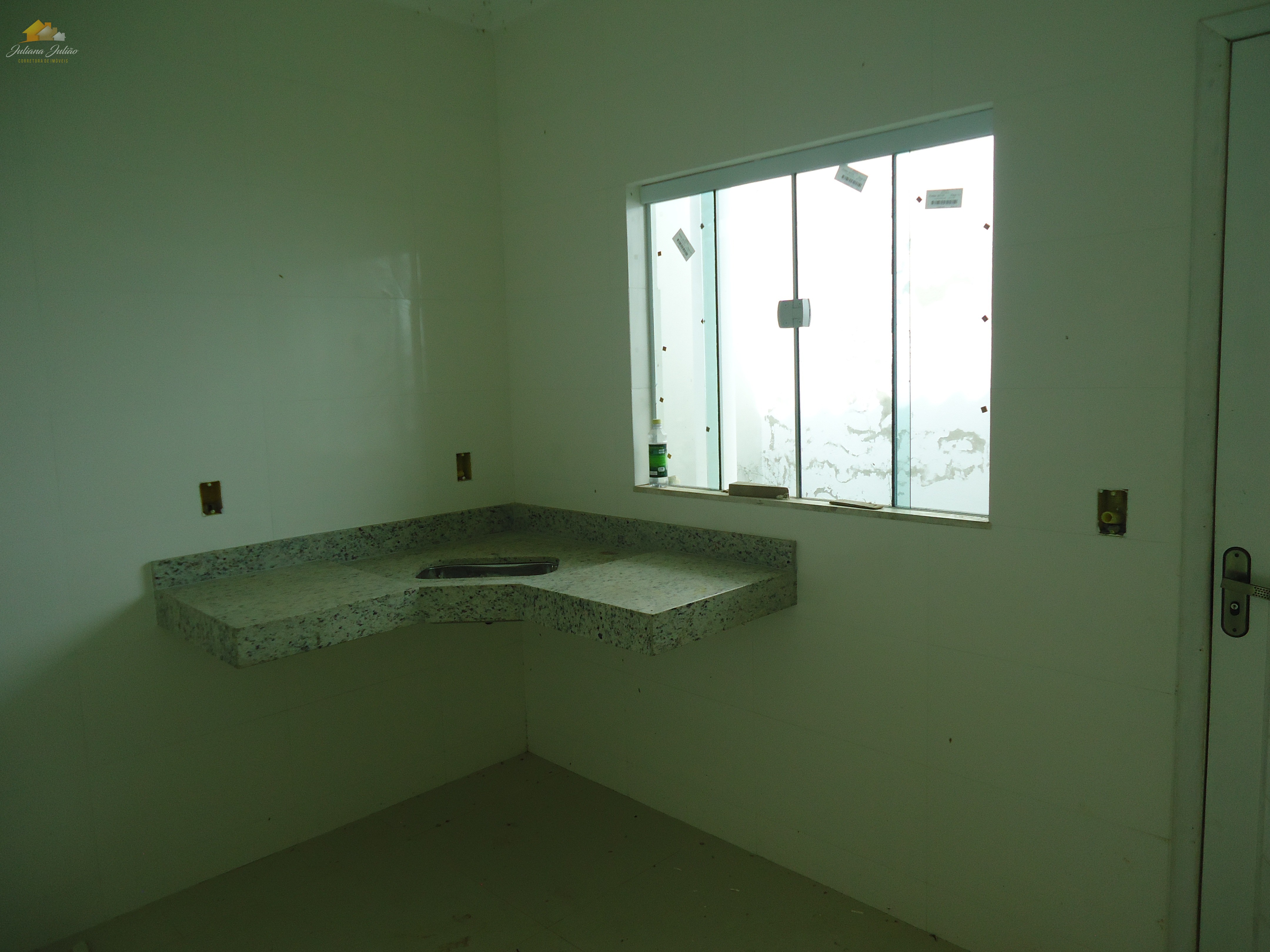 Casa à venda com 3 quartos, 80m² - Foto 16
