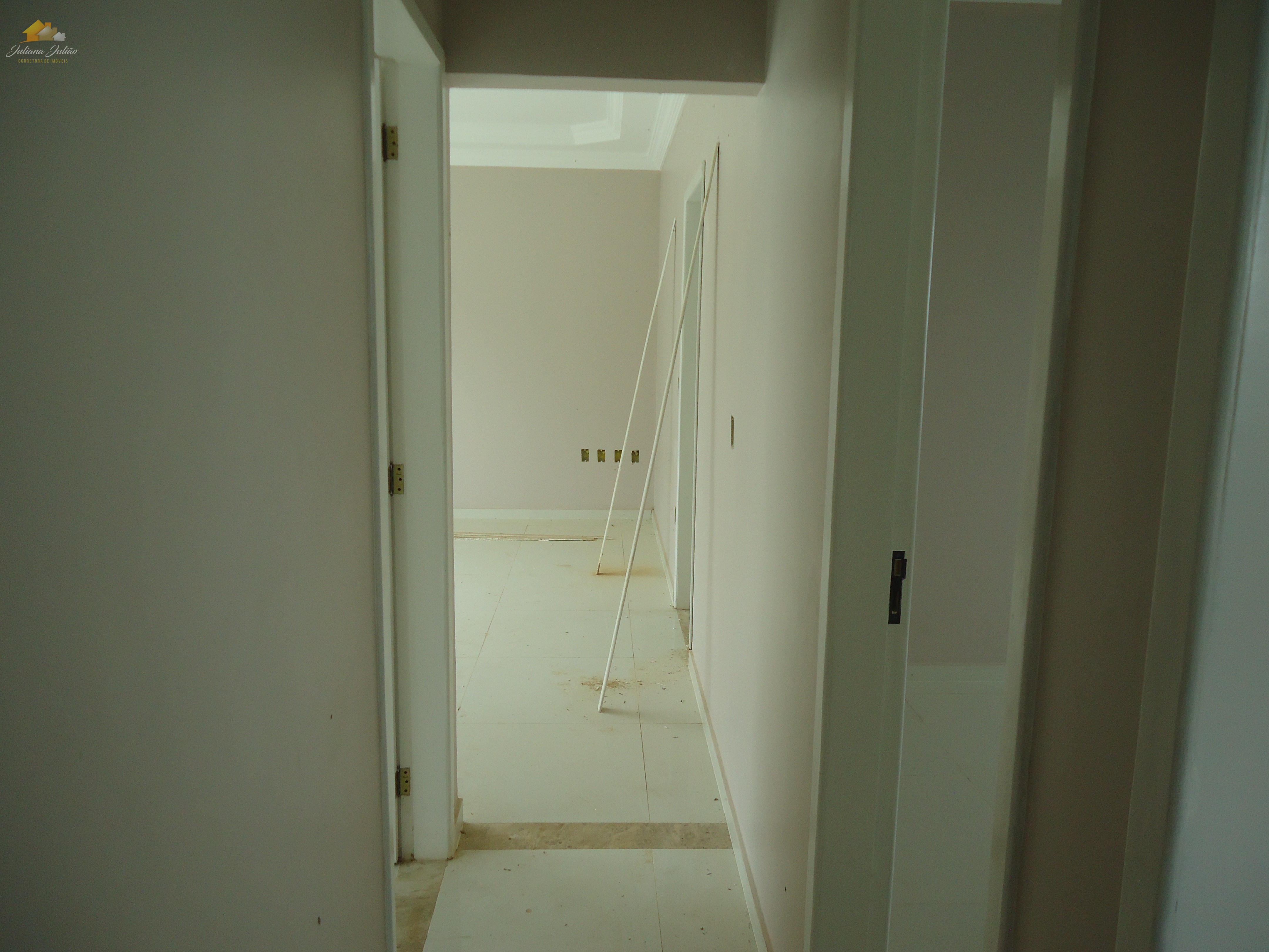 Casa à venda com 3 quartos, 80m² - Foto 27