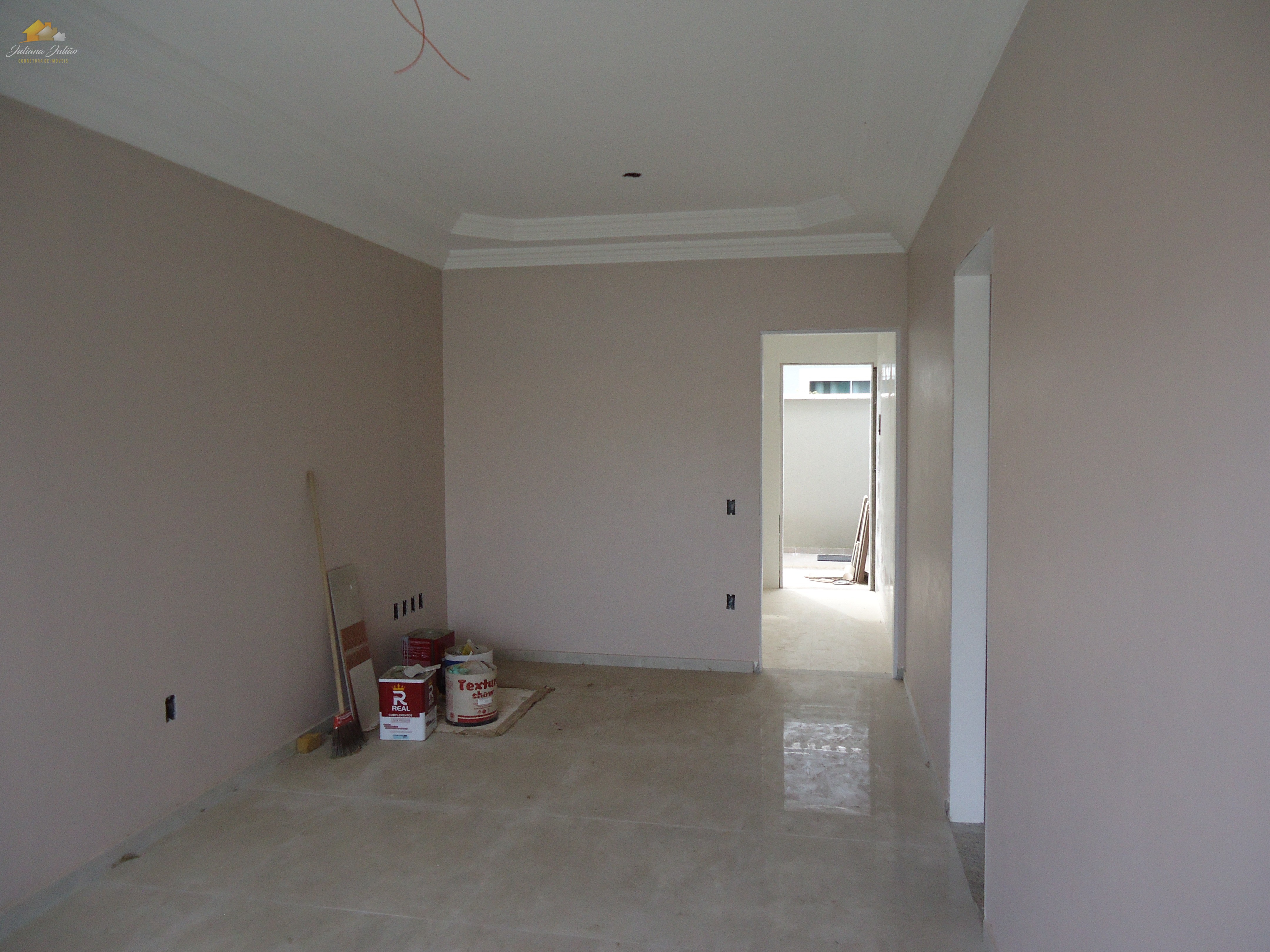 Casa à venda com 3 quartos, 80m² - Foto 4