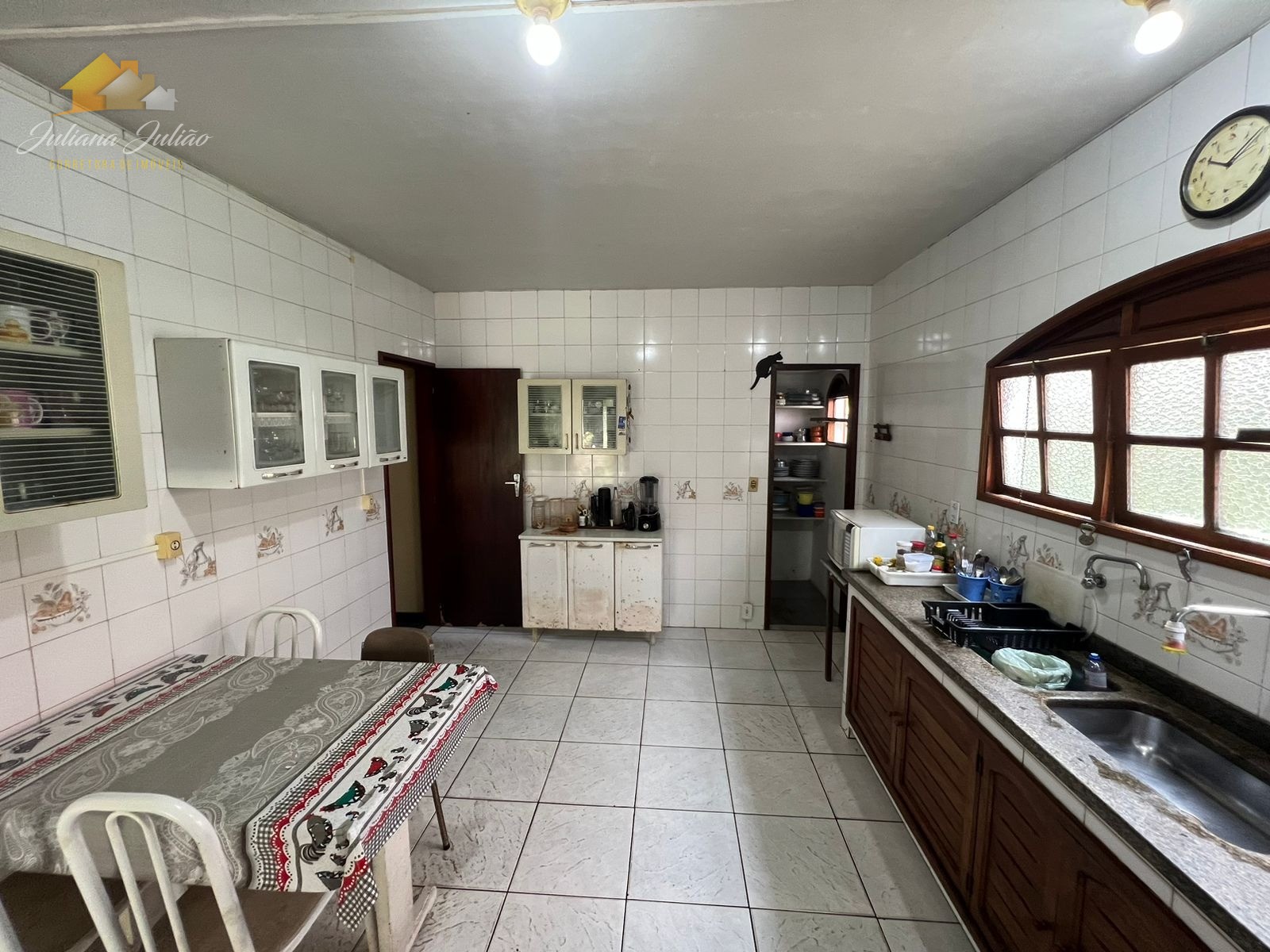 Casa à venda com 8 quartos, 350m² - Foto 14
