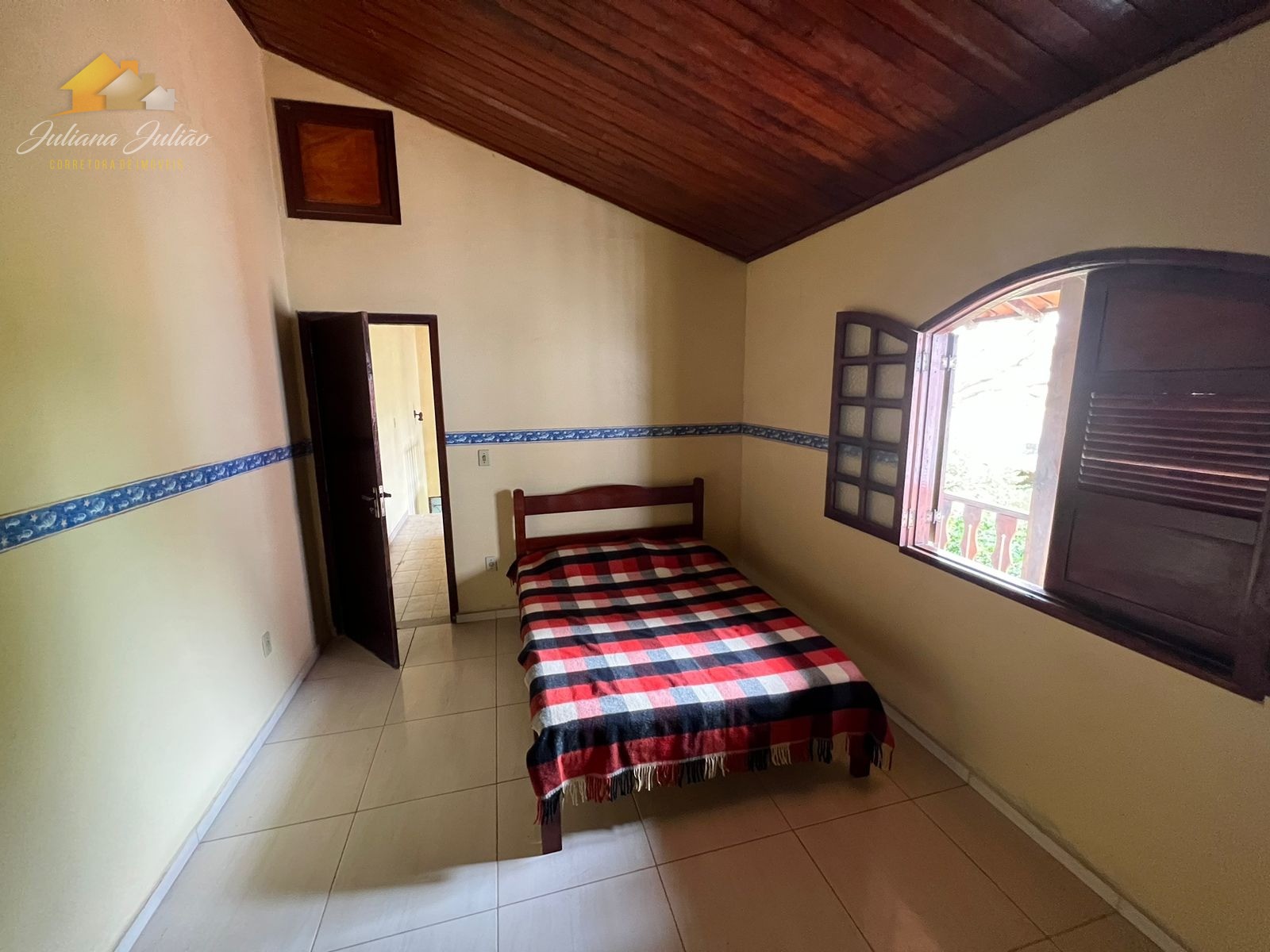 Casa à venda com 8 quartos, 350m² - Foto 47