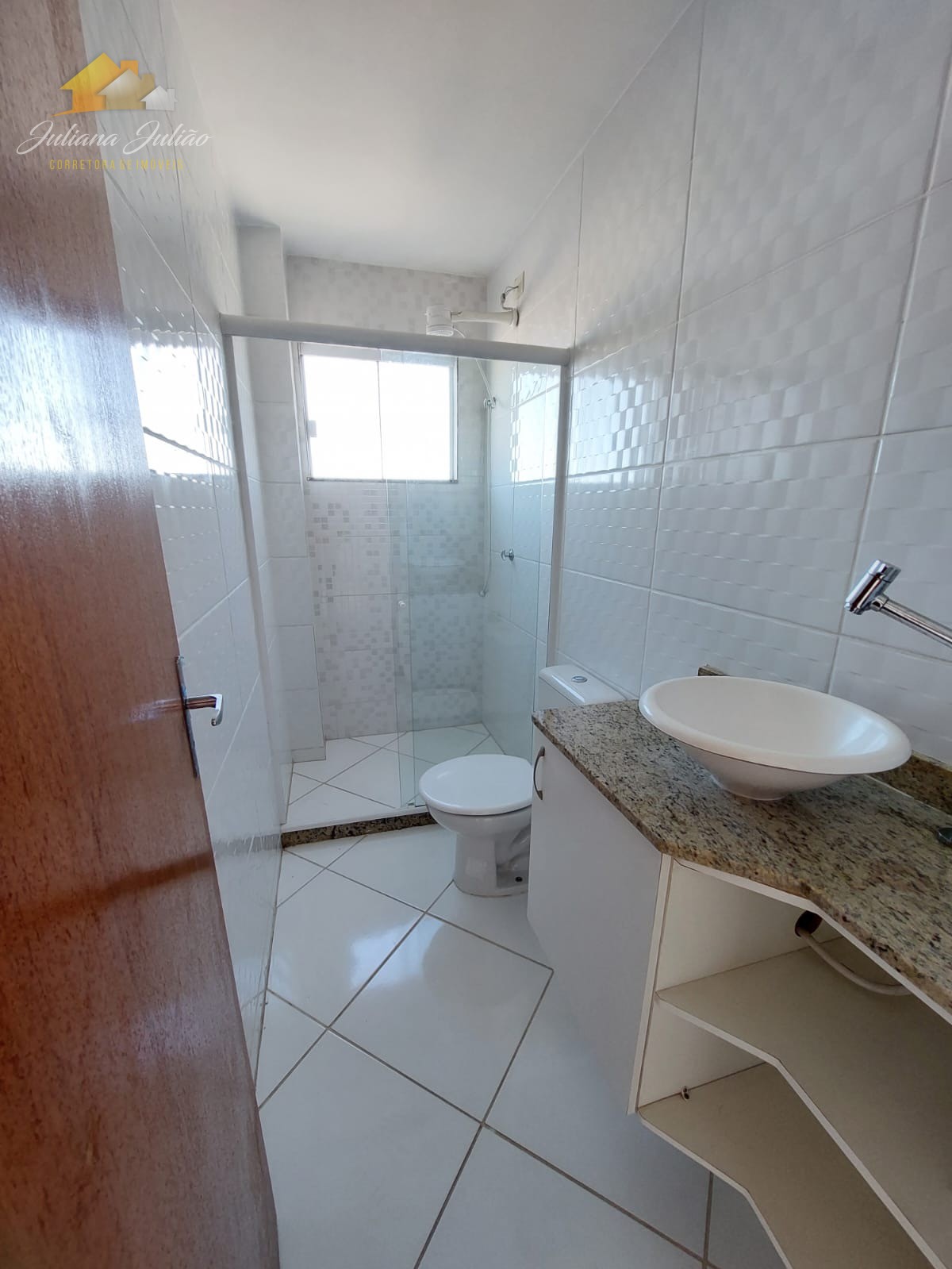 Apartamento à venda com 2 quartos, 110m² - Foto 2