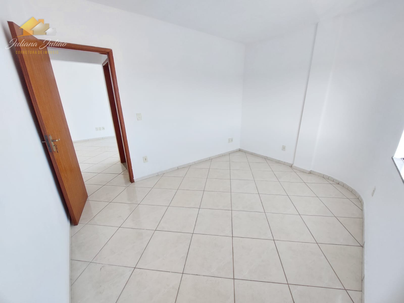 Apartamento à venda com 2 quartos, 110m² - Foto 5