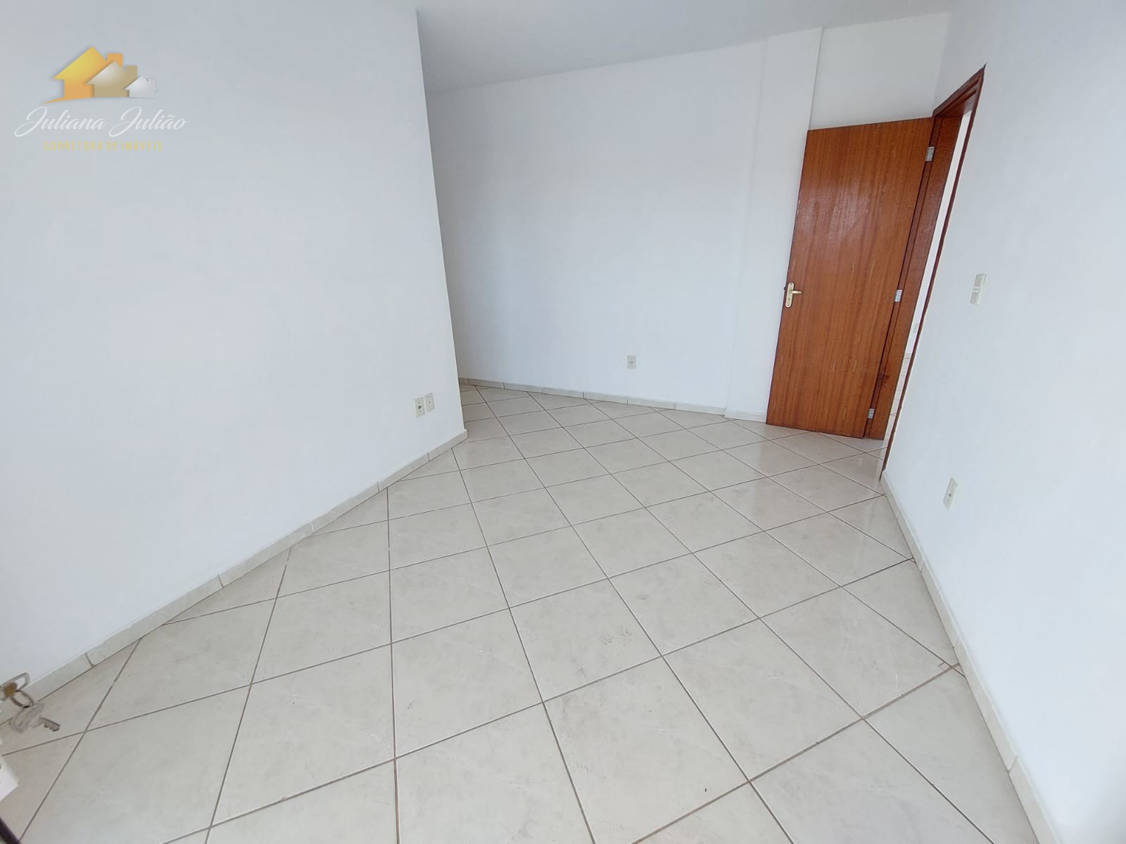 Apartamento à venda com 2 quartos, 110m² - Foto 9