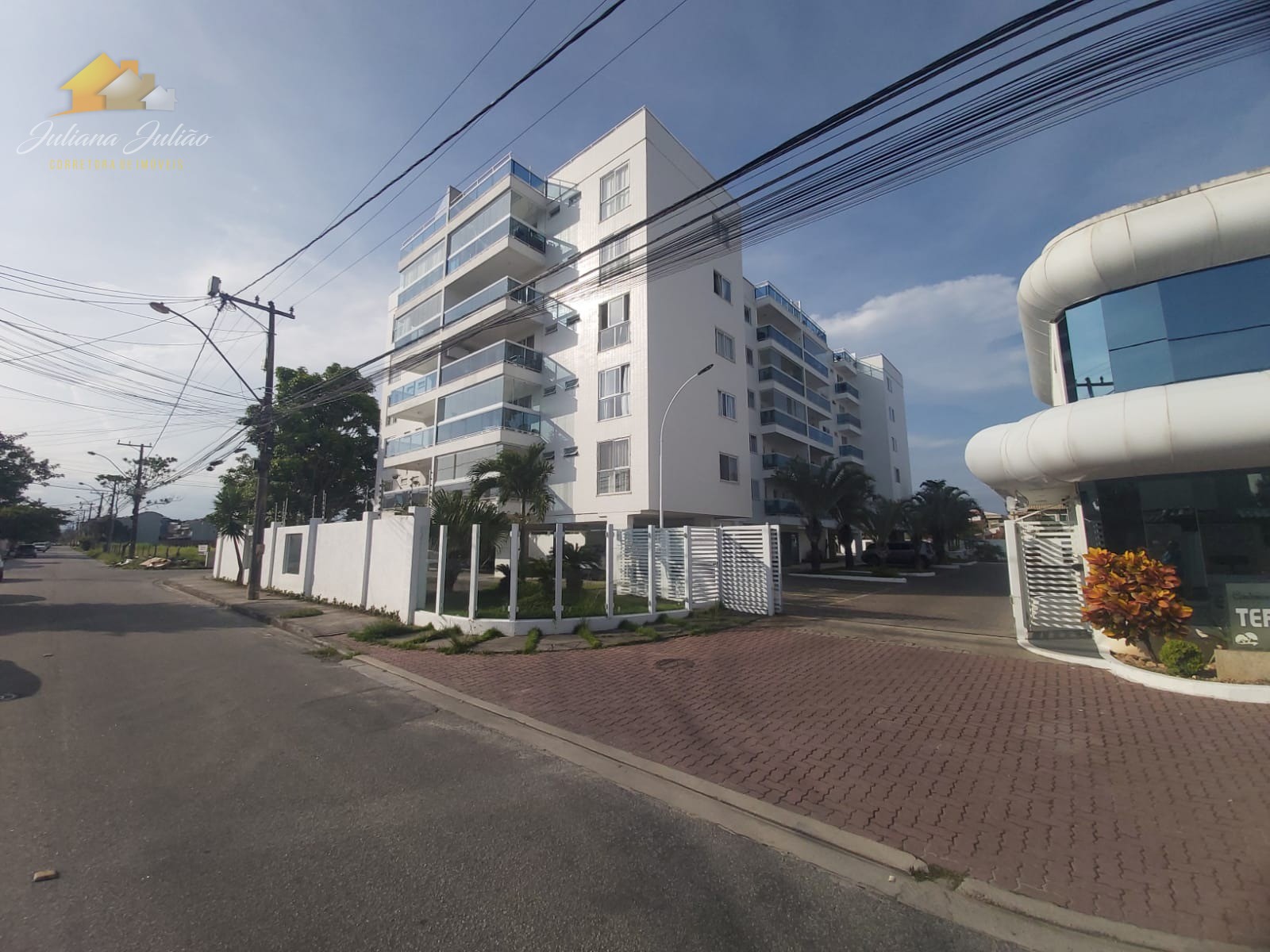 Apartamento à venda com 3 quartos, 84m² - Foto 1