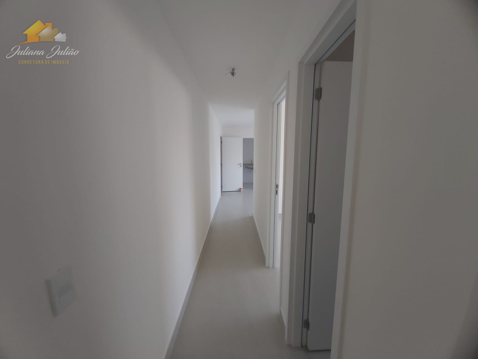Apartamento à venda com 2 quartos, 66m² - Foto 27