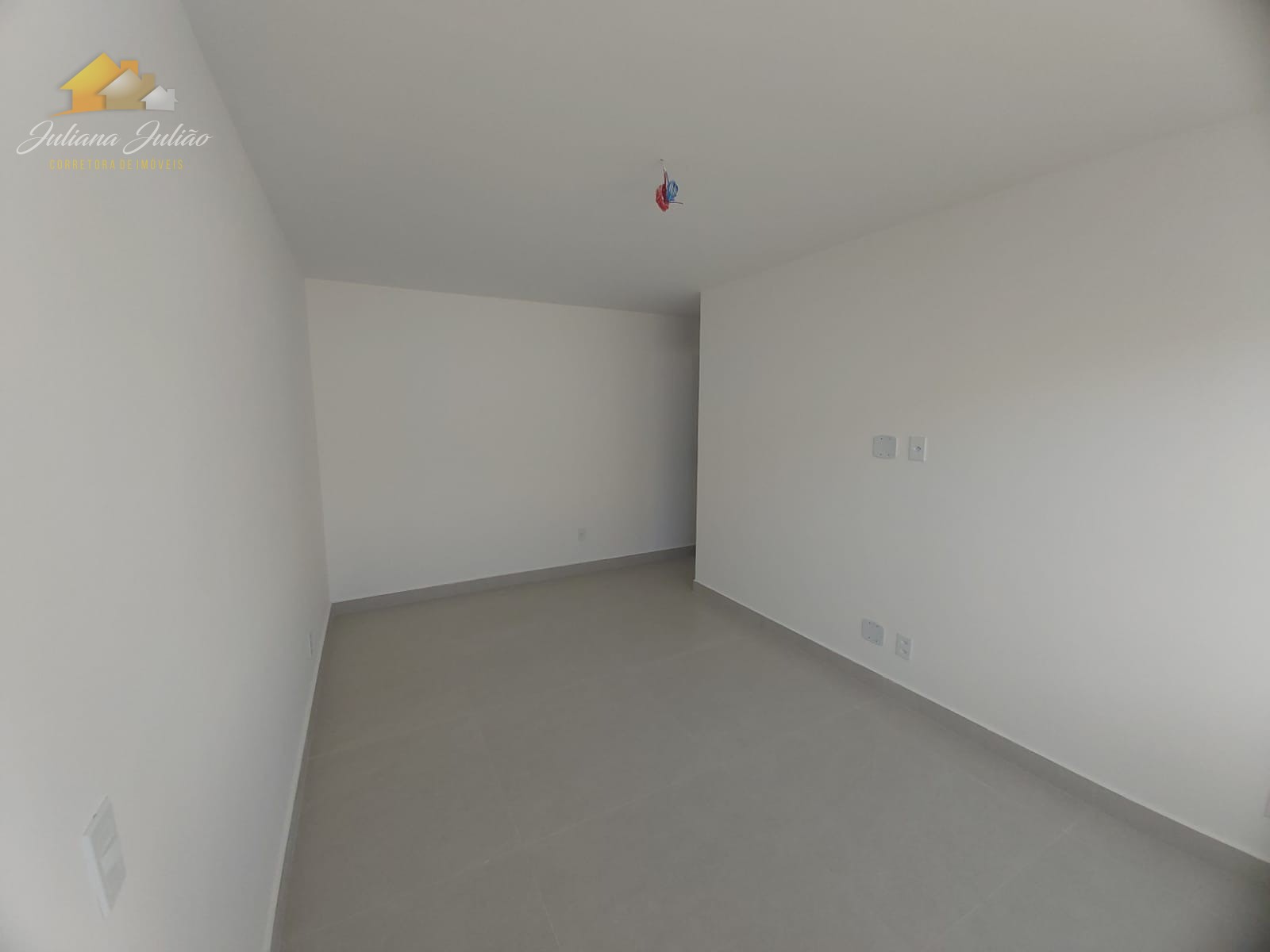 Apartamento à venda com 2 quartos, 66m² - Foto 25