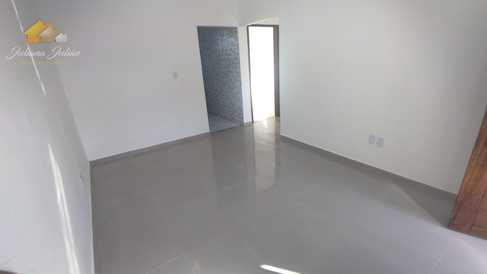 Casa à venda com 2 quartos, 65m² - Foto 9
