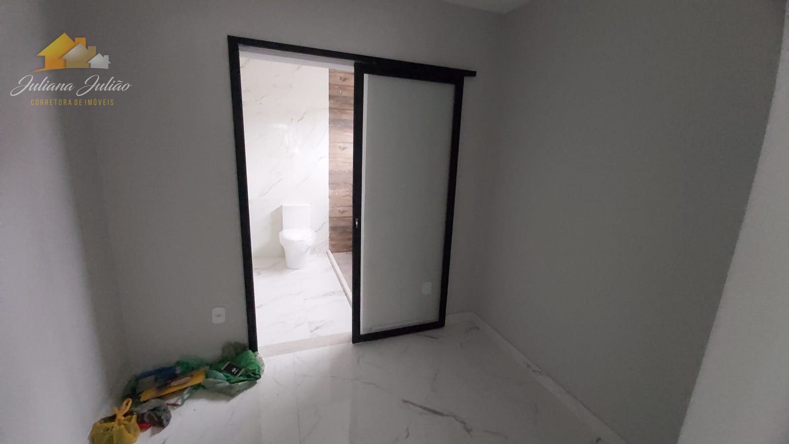 Casa à venda com 3 quartos, 224m² - Foto 32