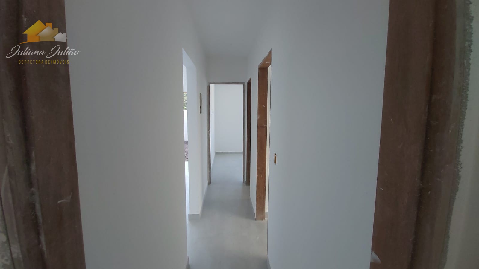 Casa à venda com 3 quartos, 70m² - Foto 14
