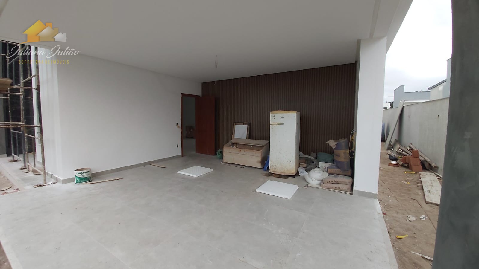 Casa à venda com 3 quartos, 224m² - Foto 3