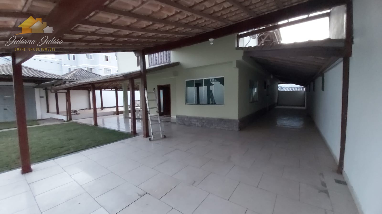 Casa à venda e aluguel com 5 quartos, 240m² - Foto 6