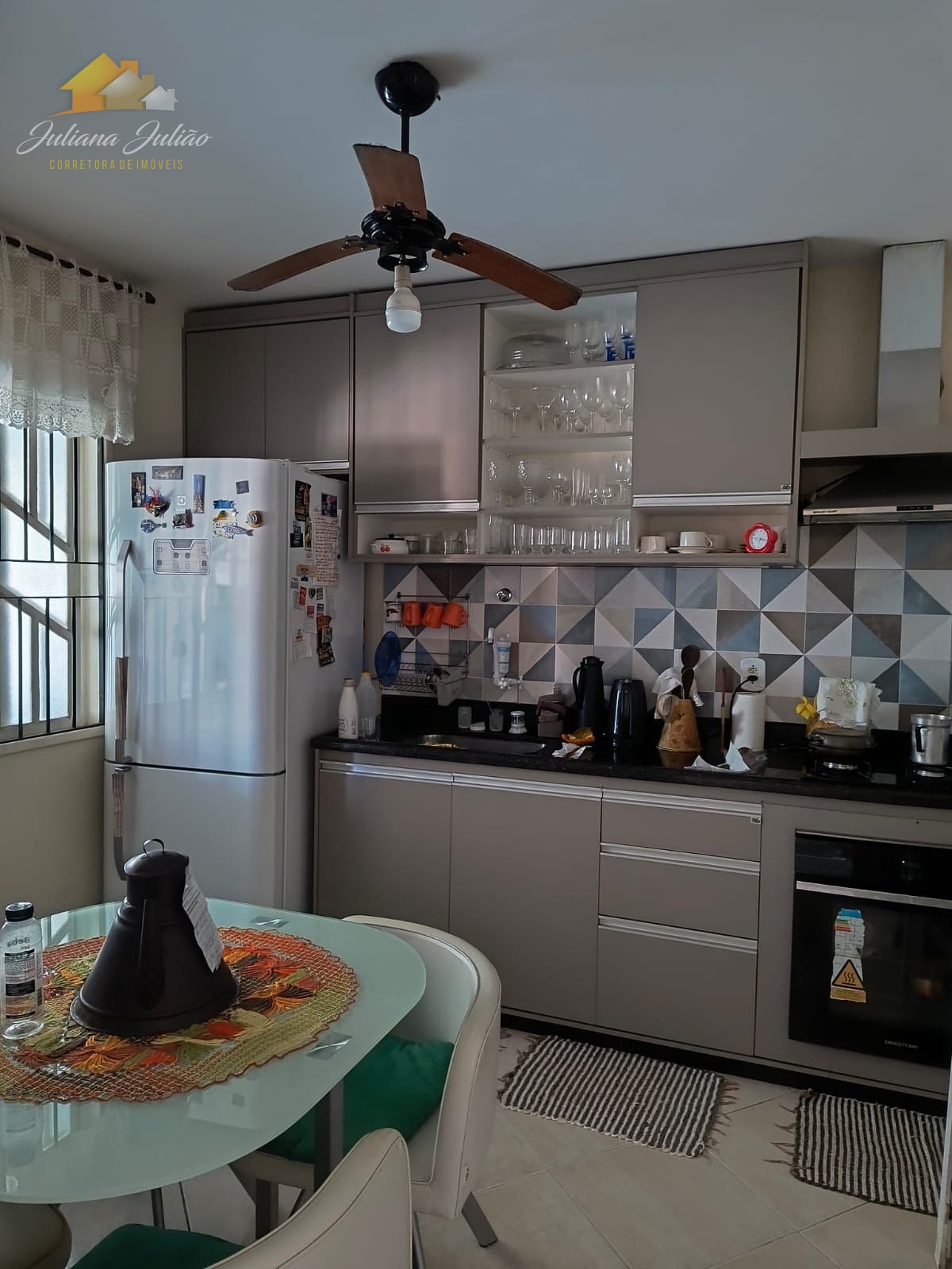 Casa à venda com 6 quartos, 173m² - Foto 8