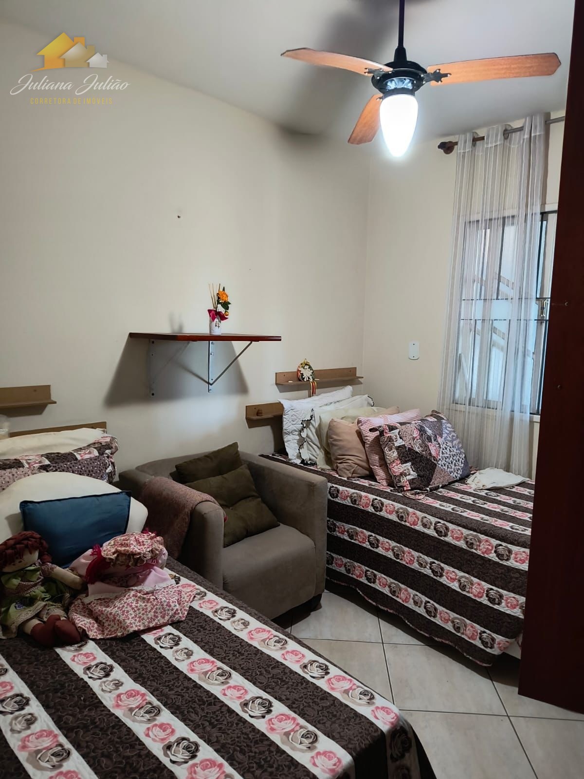 Casa à venda com 6 quartos, 173m² - Foto 10
