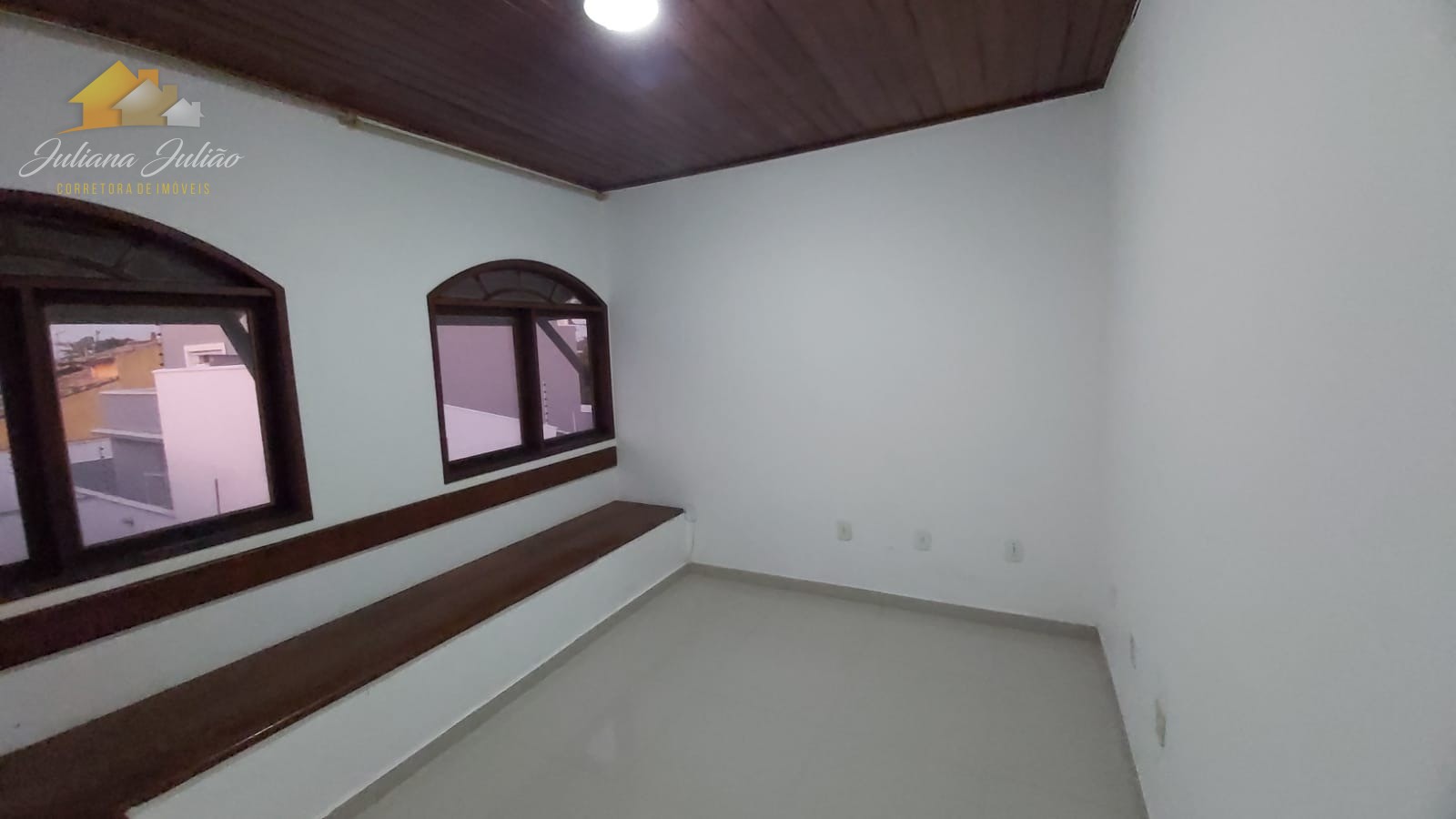 Casa à venda e aluguel com 5 quartos, 240m² - Foto 43