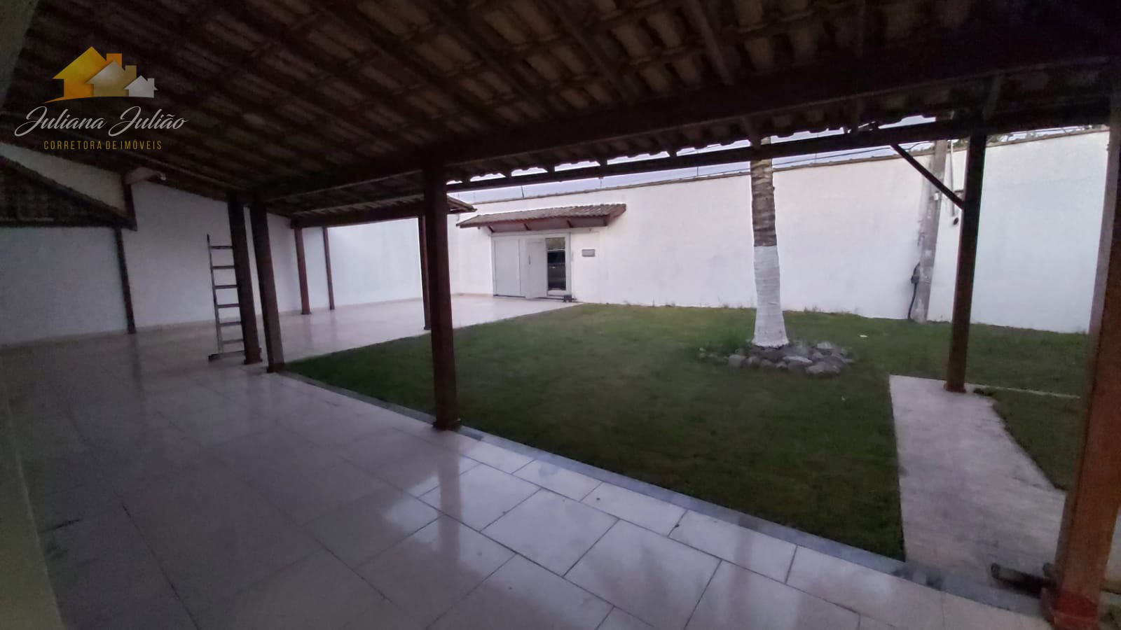 Casa à venda e aluguel com 5 quartos, 240m² - Foto 9