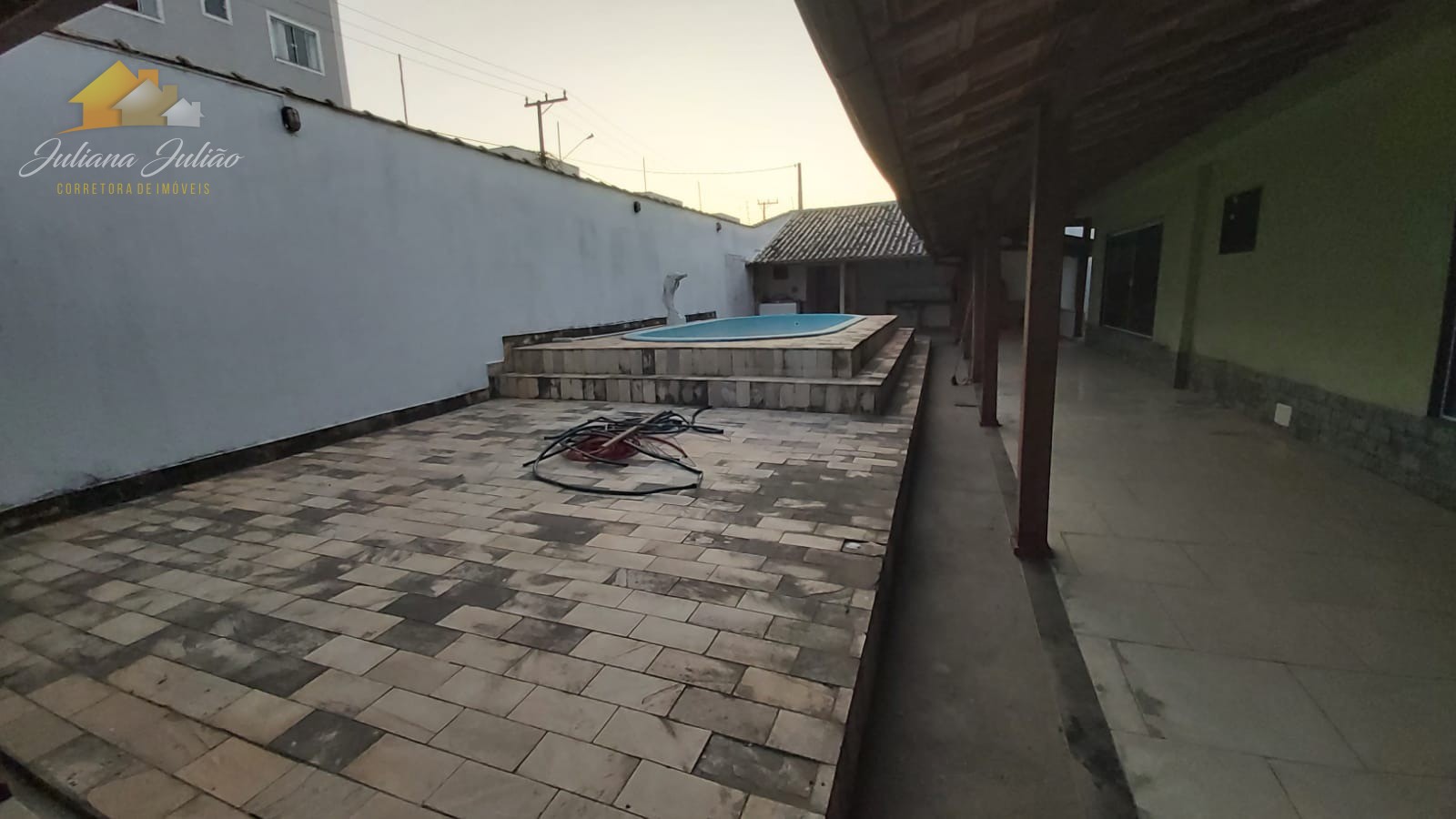 Casa à venda e aluguel com 5 quartos, 240m² - Foto 10