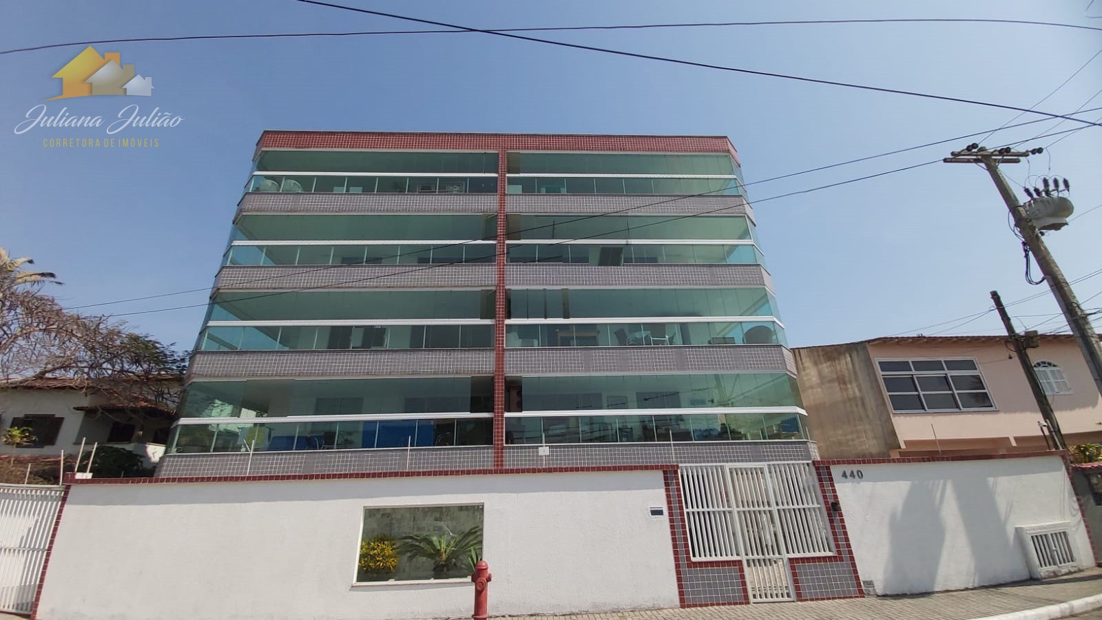 Apartamento à venda com 3 quartos, 113m² - Foto 2