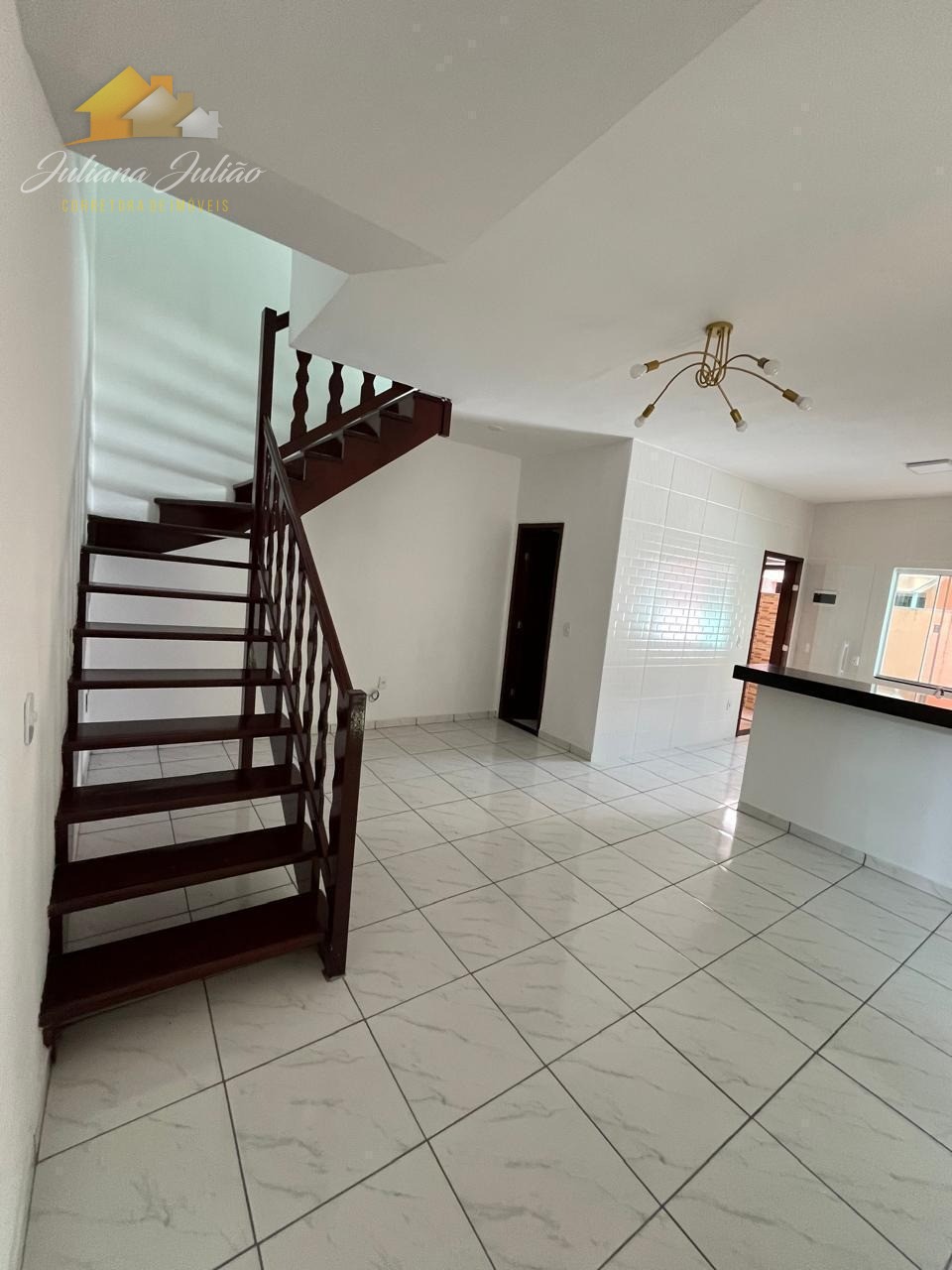 Casa à venda com 2 quartos, 110m² - Foto 12