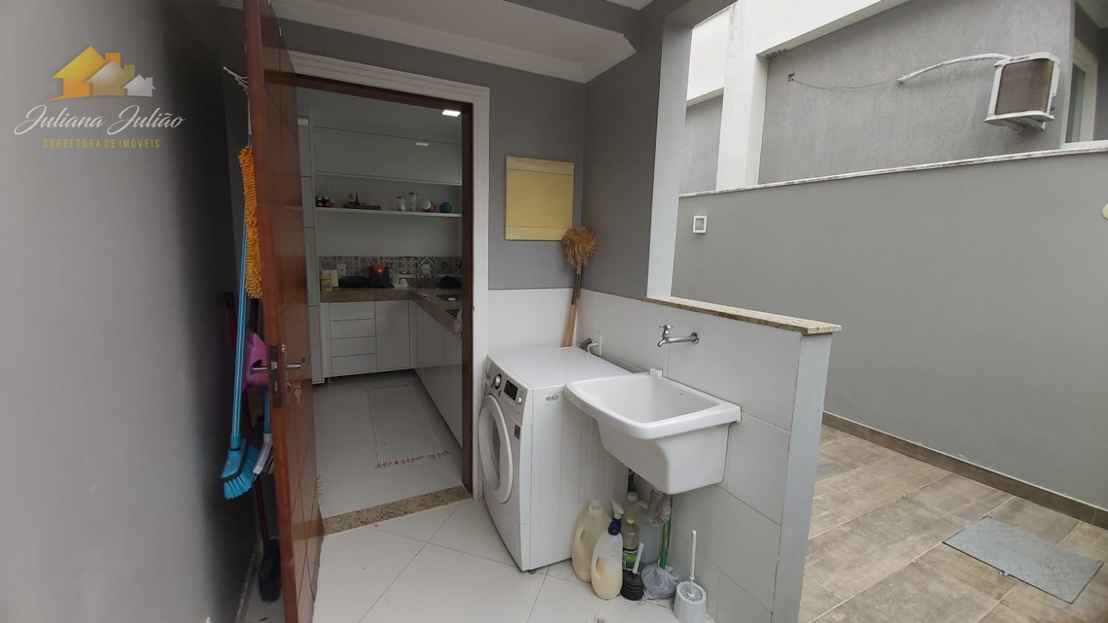 Casa à venda com 2 quartos, 100m² - Foto 13