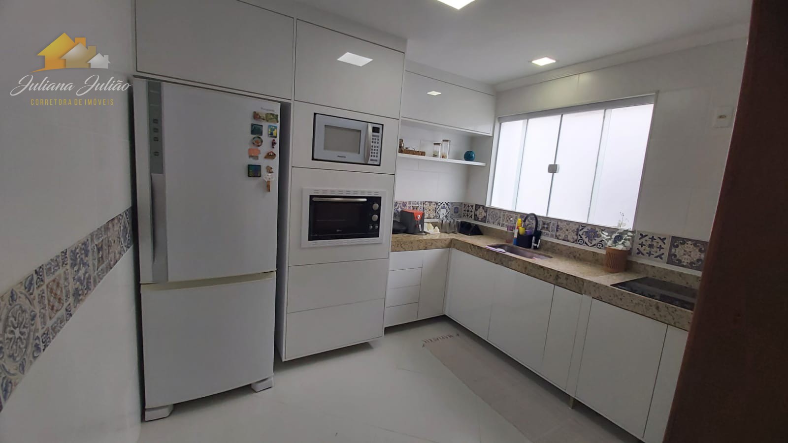 Casa à venda com 2 quartos, 100m² - Foto 8