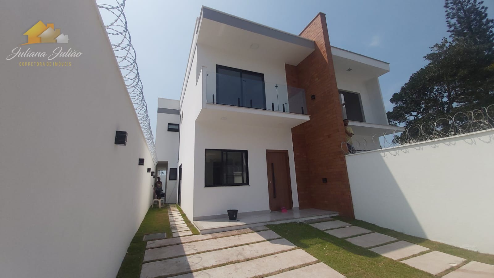 Casa à venda com 4 quartos, 184m² - Foto 1