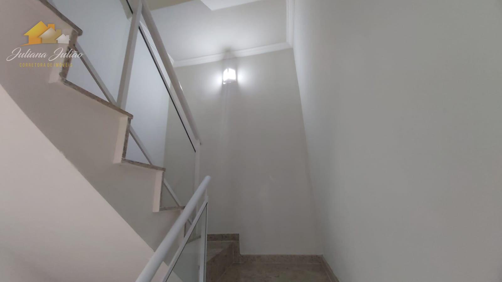 Casa à venda com 2 quartos, 100m² - Foto 27