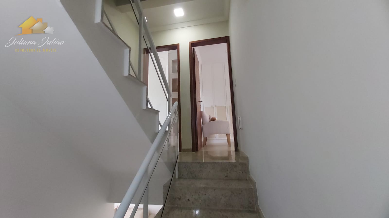 Casa à venda com 2 quartos, 100m² - Foto 15