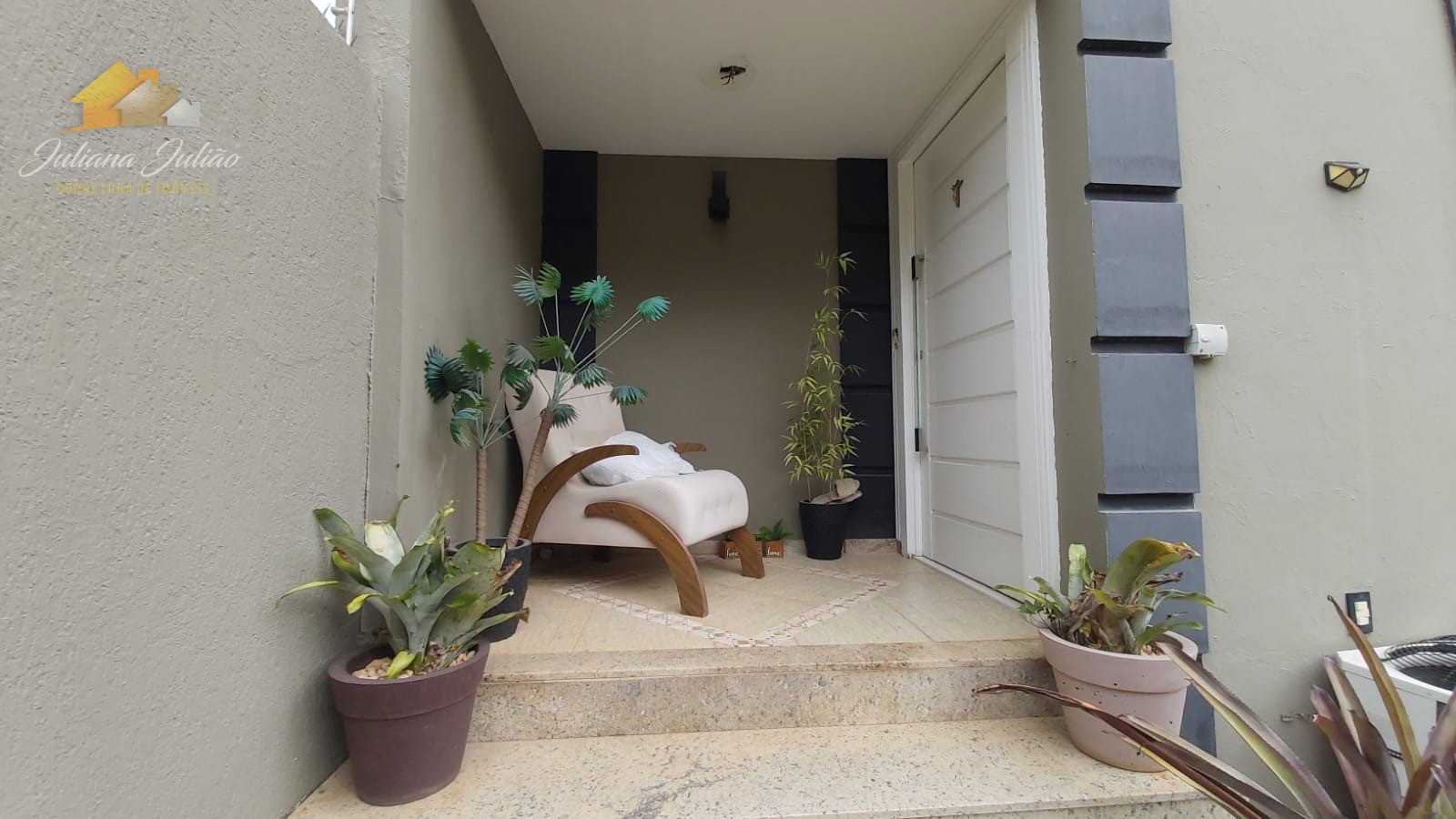 Casa à venda com 3 quartos, 250m² - Foto 11