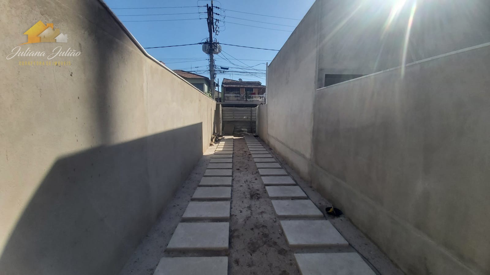 Casa à venda com 3 quartos, 78m² - Foto 3