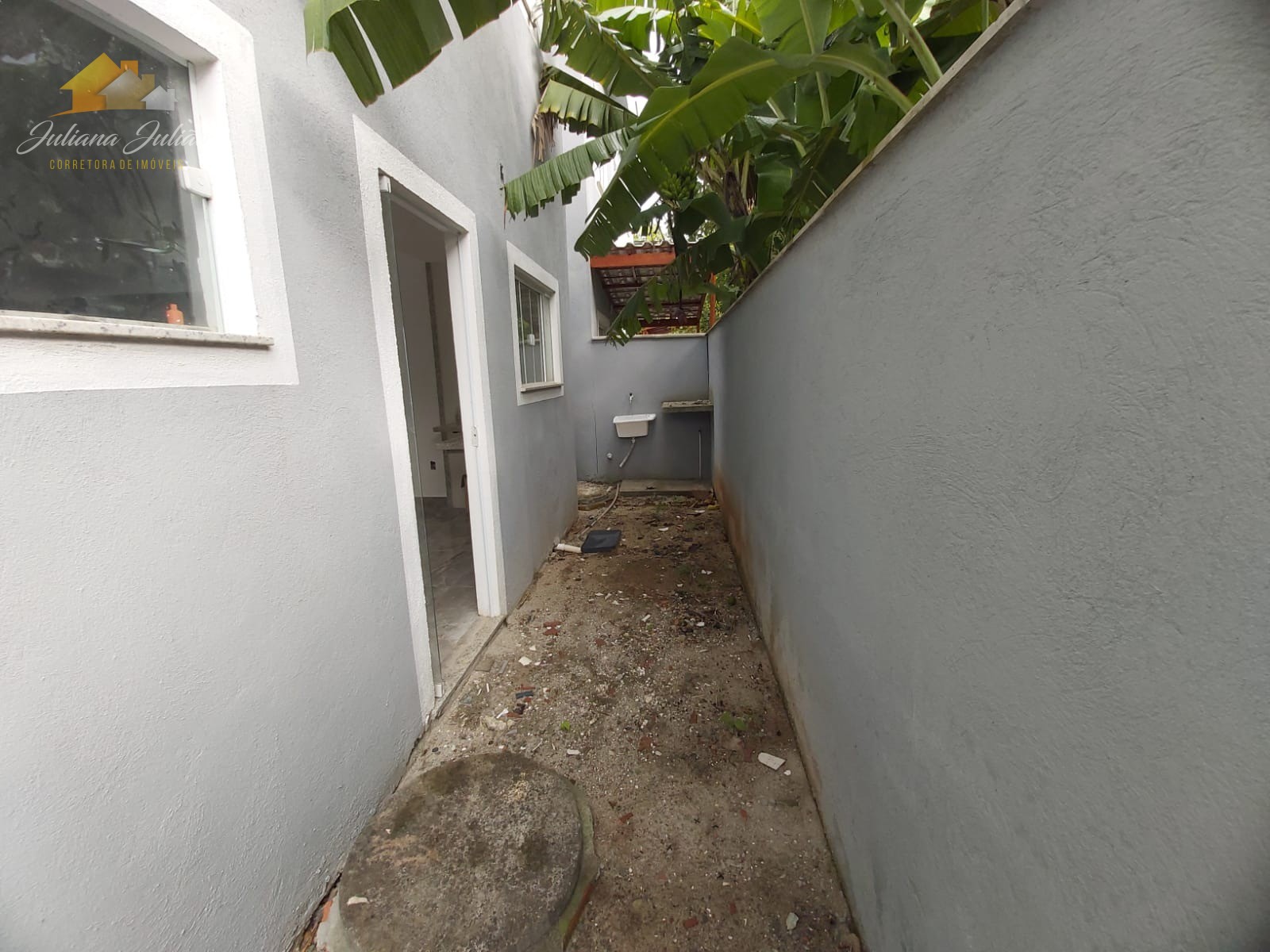 Casa à venda com 2 quartos, 75m² - Foto 11