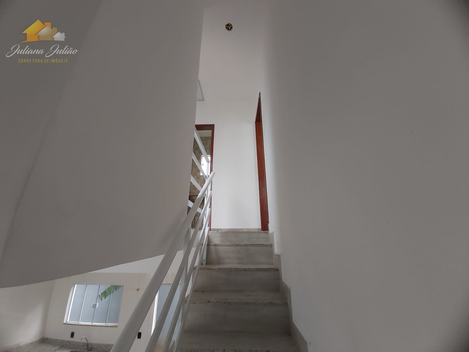 Casa à venda com 2 quartos, 75m² - Foto 14