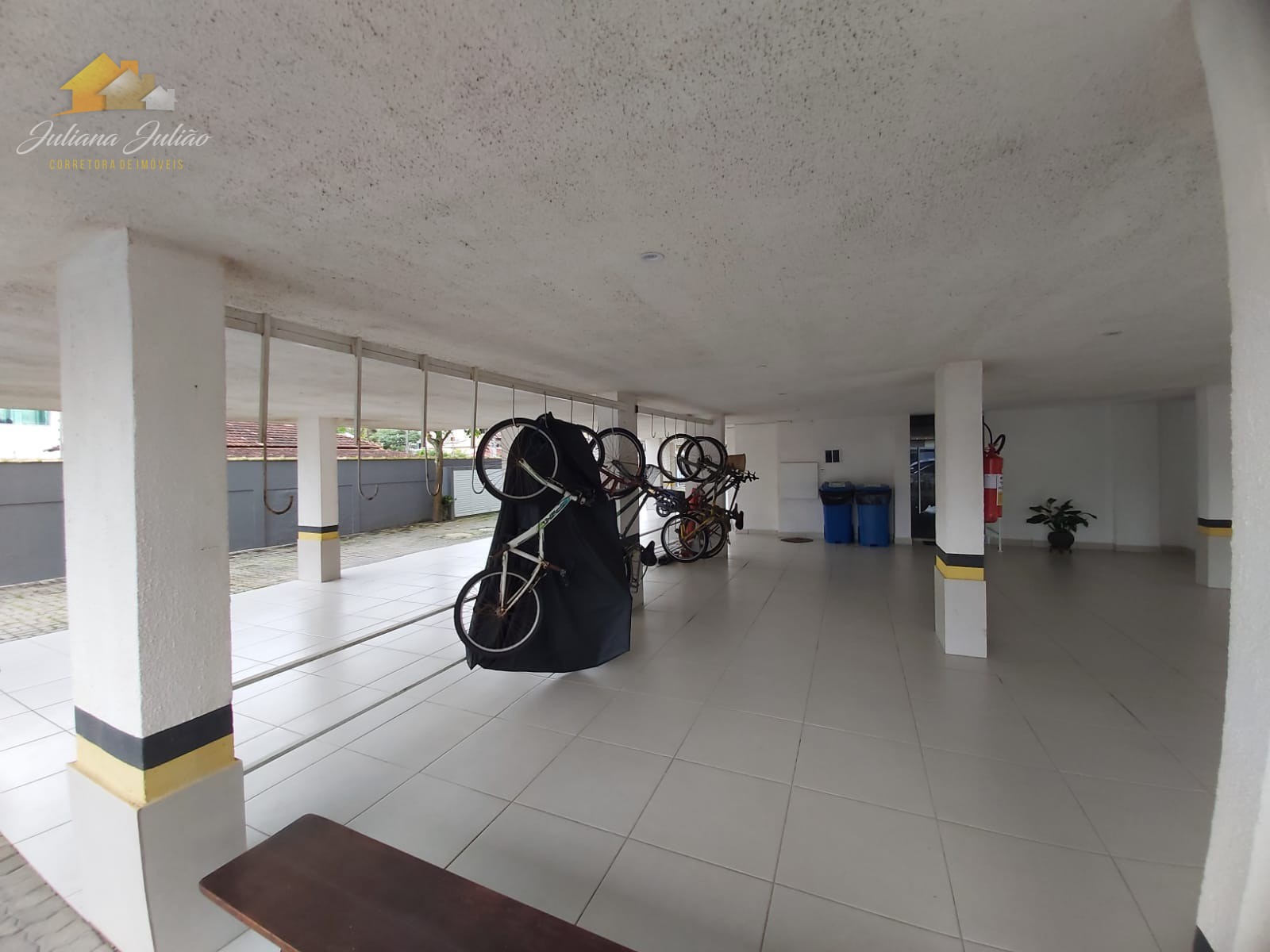 Apartamento à venda com 3 quartos, 135m² - Foto 9