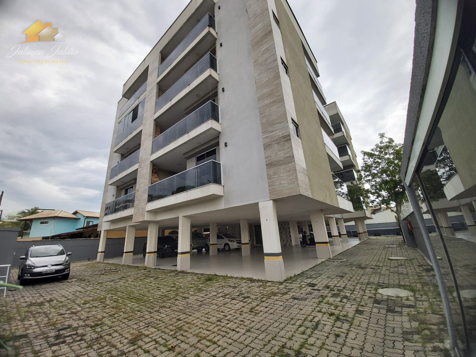 Apartamento à venda com 3 quartos, 135m² - Foto 4