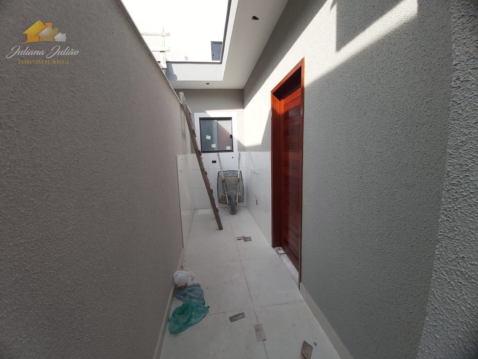 Casa à venda com 3 quartos, 84m² - Foto 10