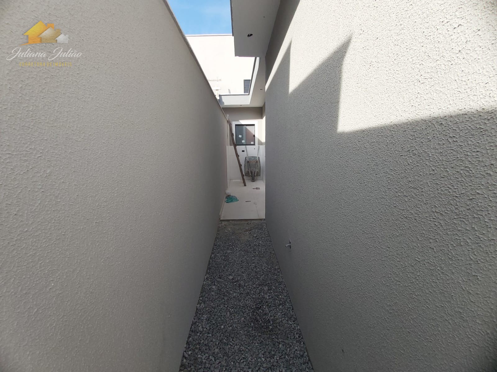 Casa à venda com 3 quartos, 84m² - Foto 9