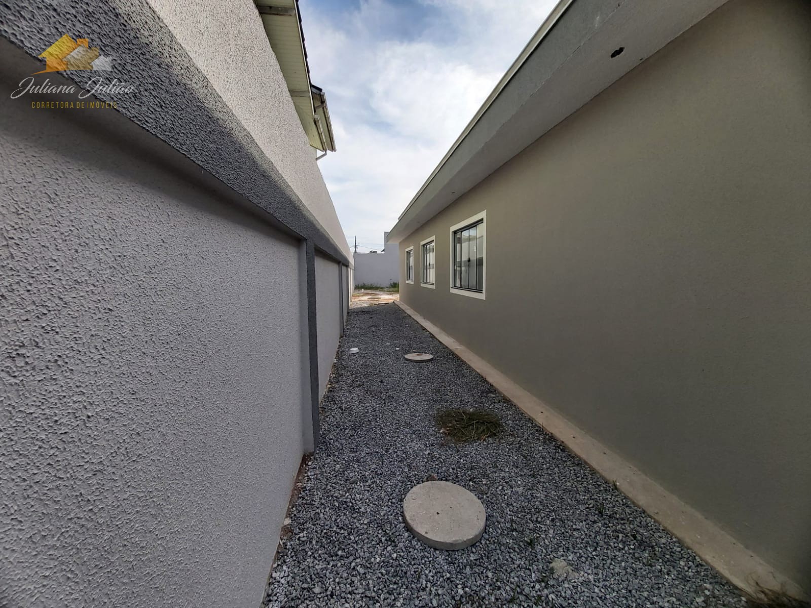 Casa à venda com 3 quartos, 84m² - Foto 4