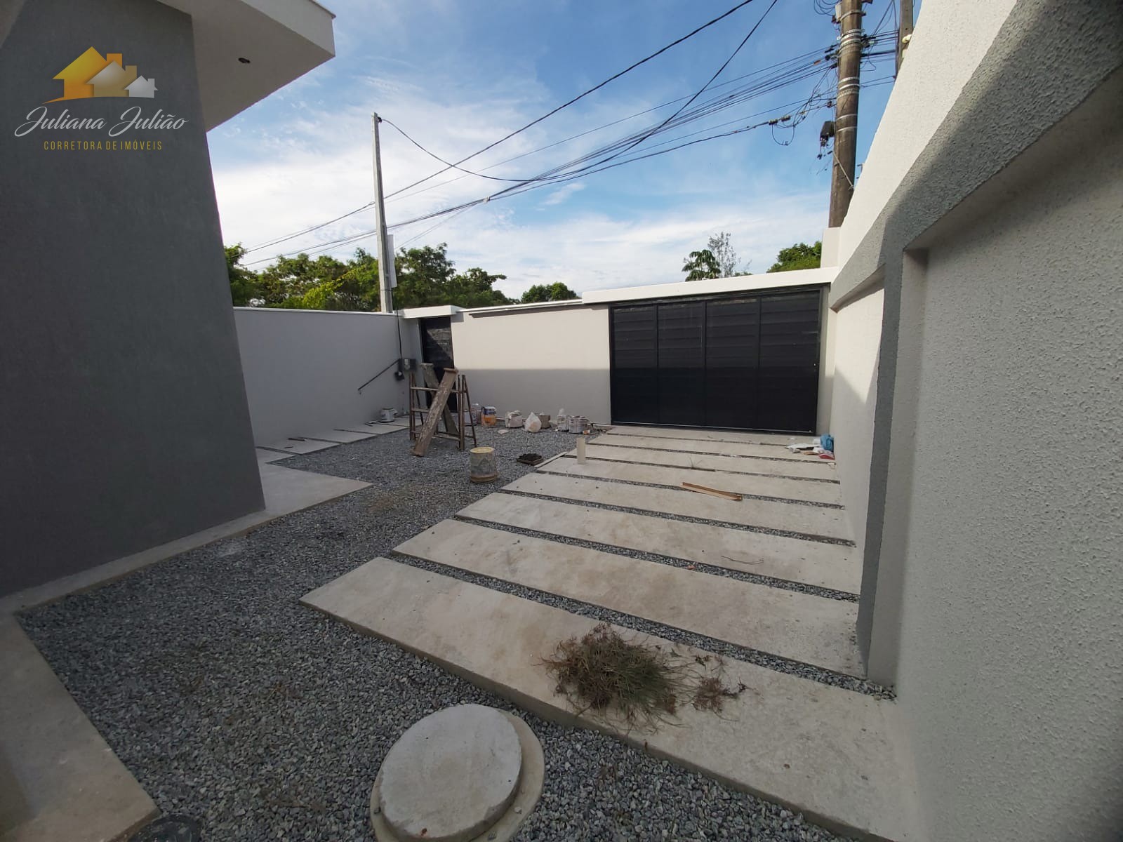 Casa à venda com 3 quartos, 84m² - Foto 2
