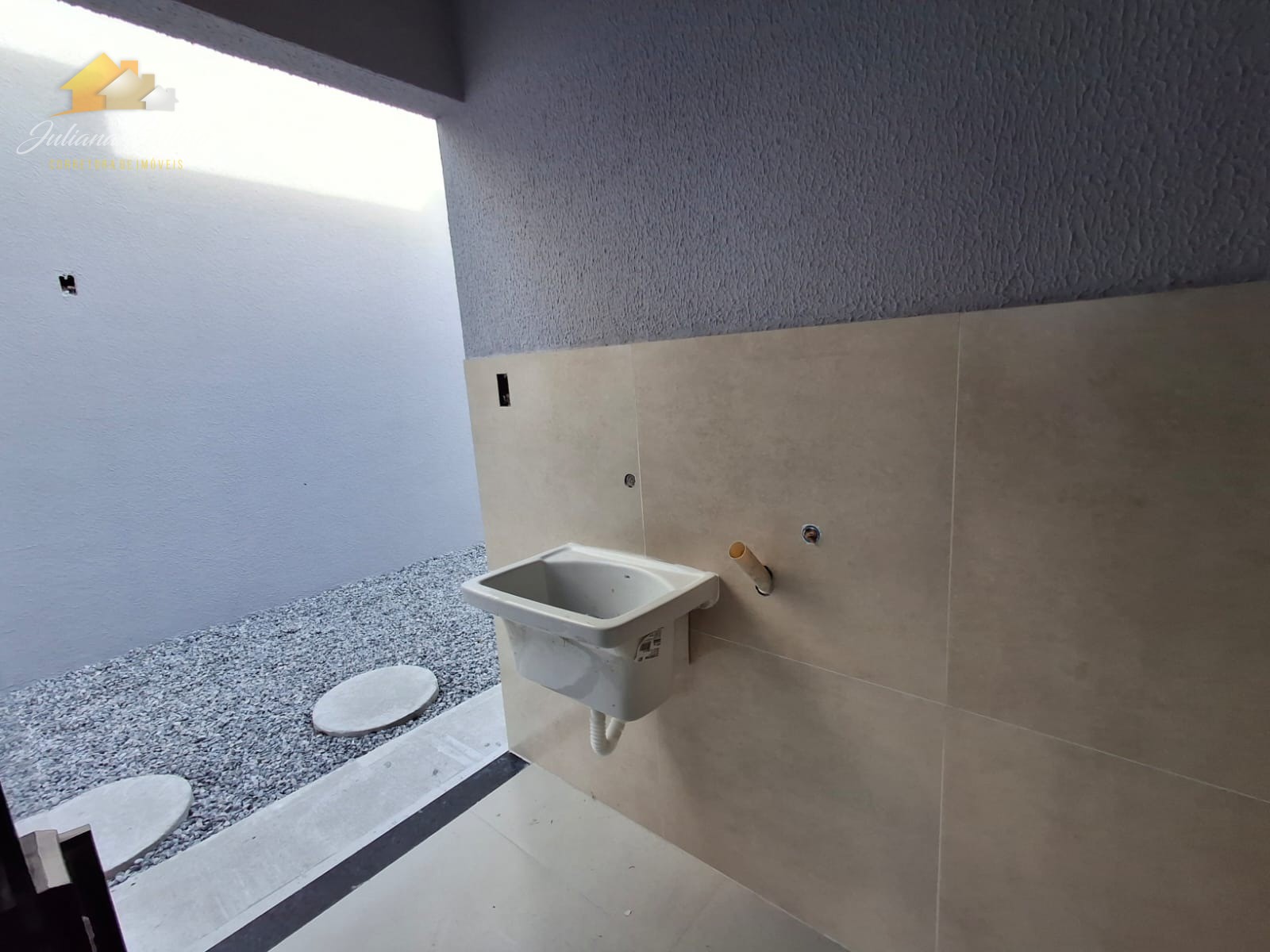 Casa à venda com 2 quartos, 53m² - Foto 11
