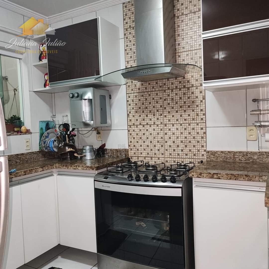 Casa à venda com 4 quartos, 110m² - Foto 9