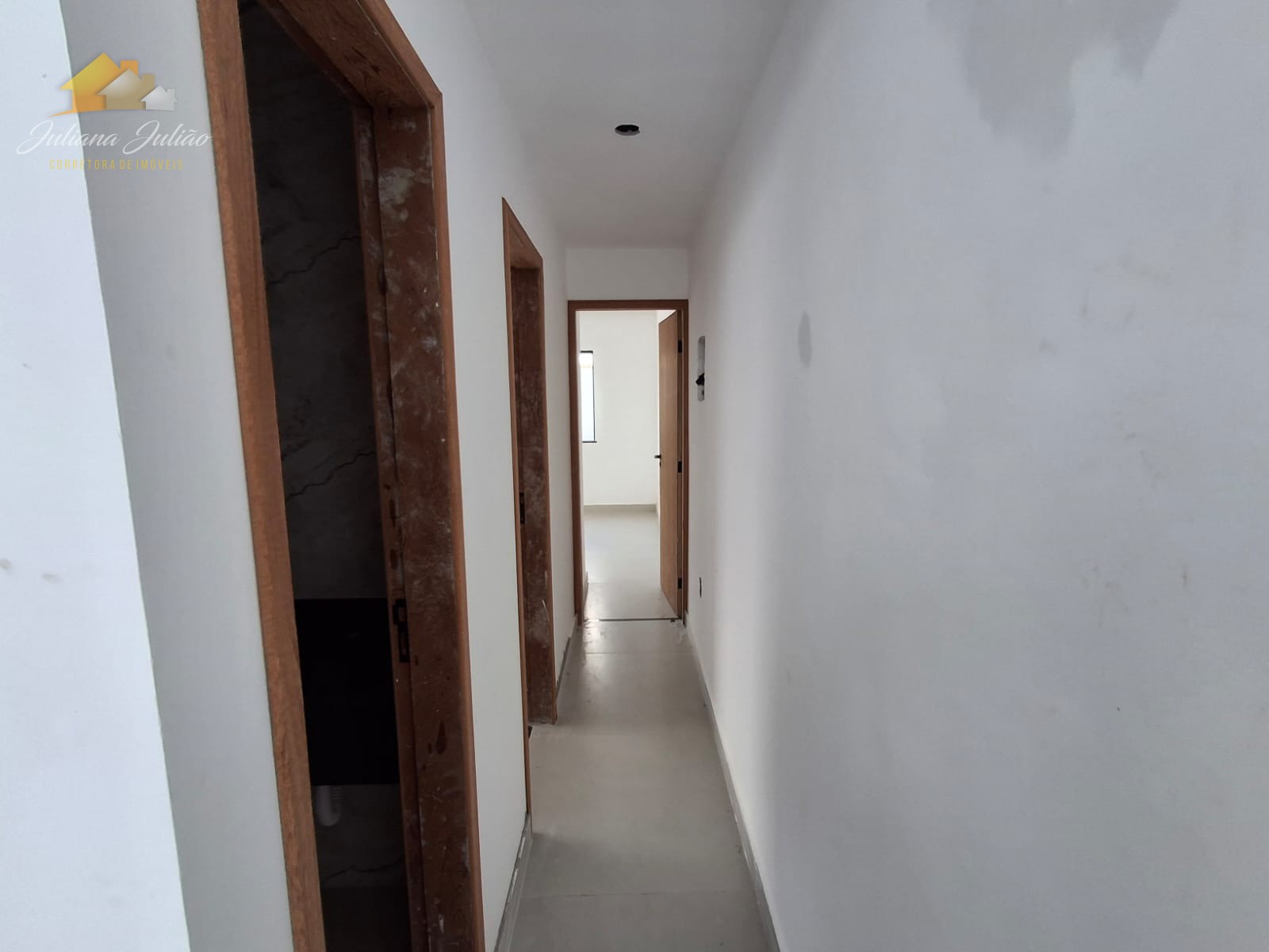 Casa à venda com 2 quartos, 53m² - Foto 13